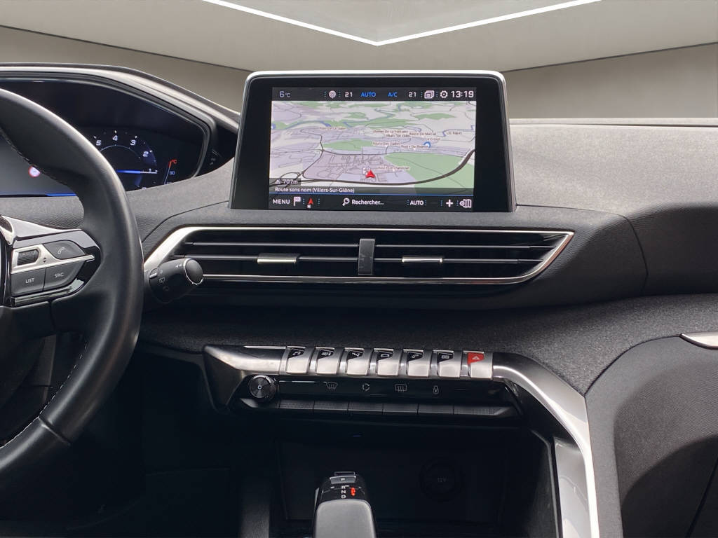 PEUGEOT 3008 Essence 130ch Automatique Allure-image-8