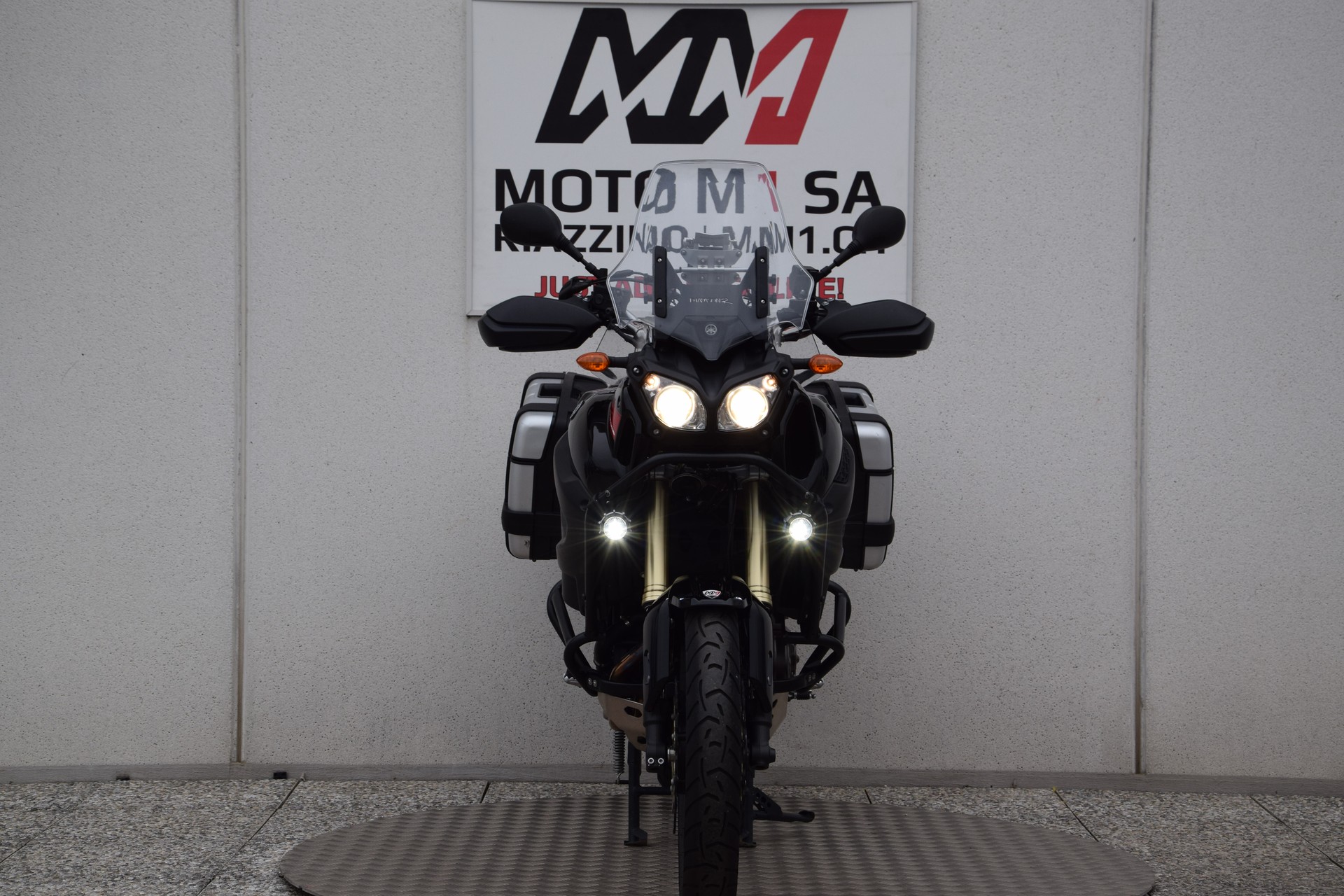 YAMAHA XT 1200 Z Super Ténéré-showroom-element-2