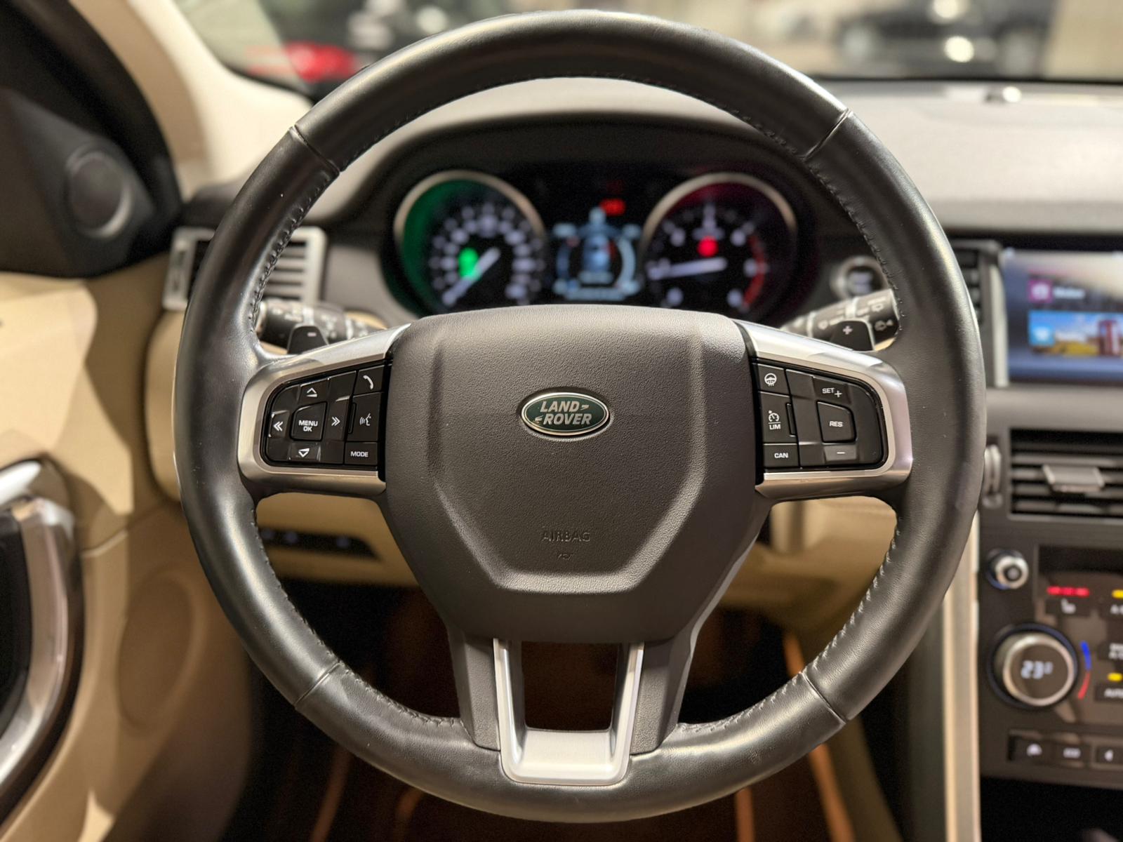 LAND ROVER Discovery Sport 2.0 TD4 HSE Luxury AT9-image-24