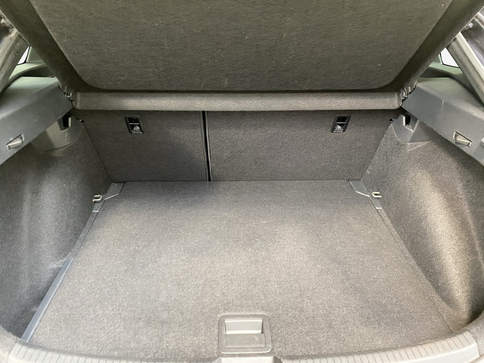 VW Taigo 1.5 TSI R-Line DSG-image-12