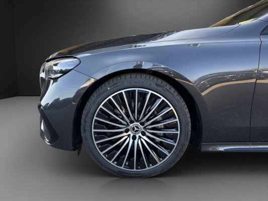 MERCEDES-BENZ E 200 T 9G-Tronic 4Matic-image-4