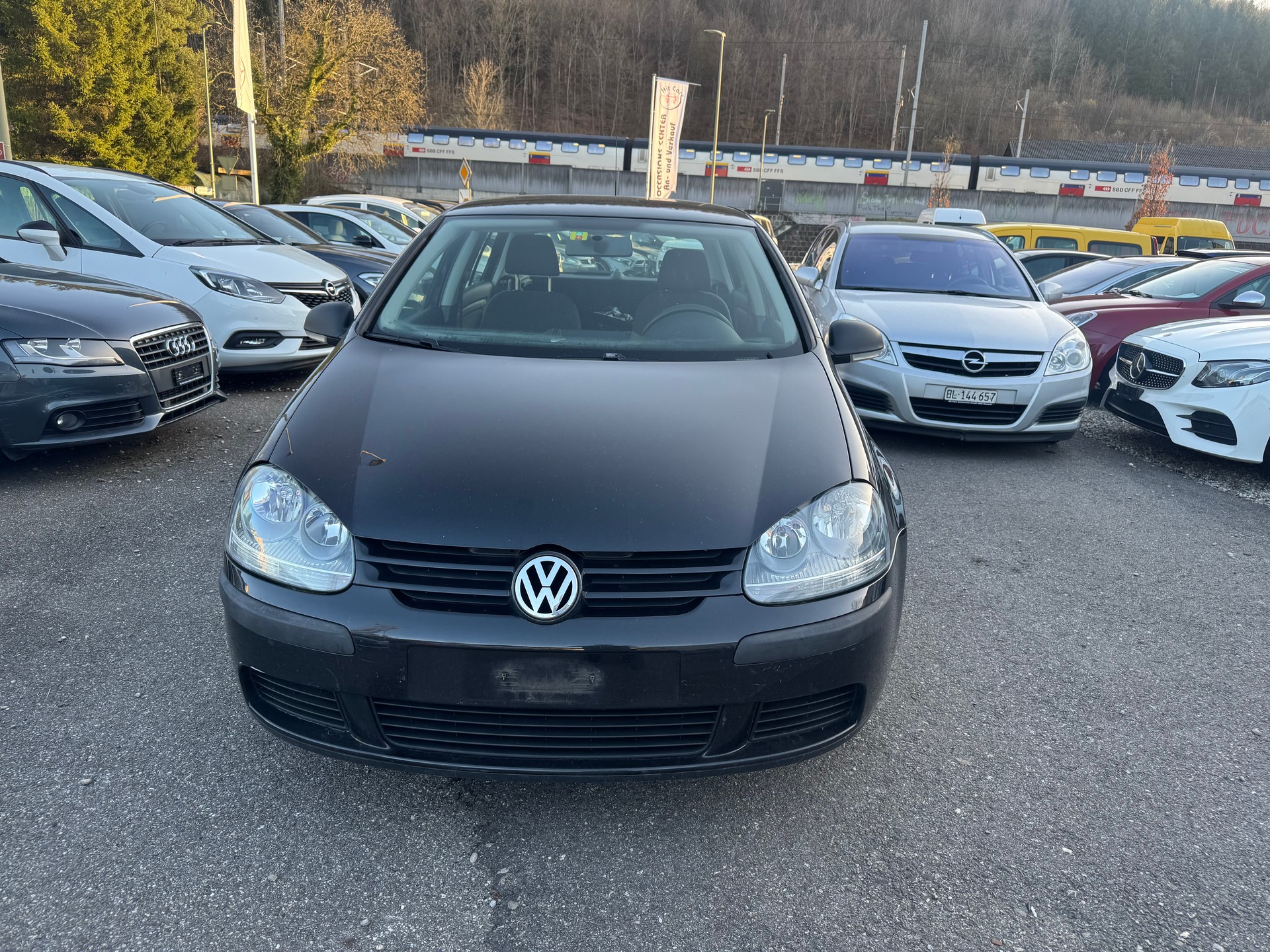VW Golf 1.6 FSI Comfortline-image-0