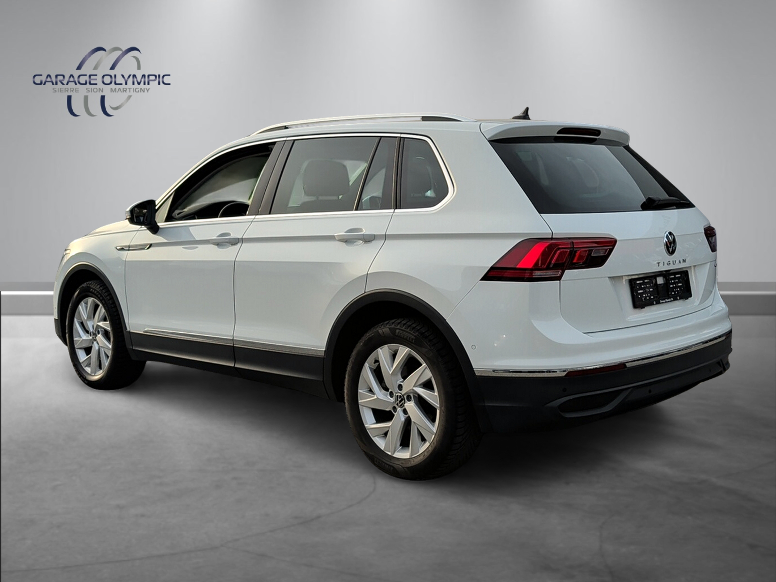 VW Tiguan 2.0TSI Life 4Motion DSG-showroom-element-3