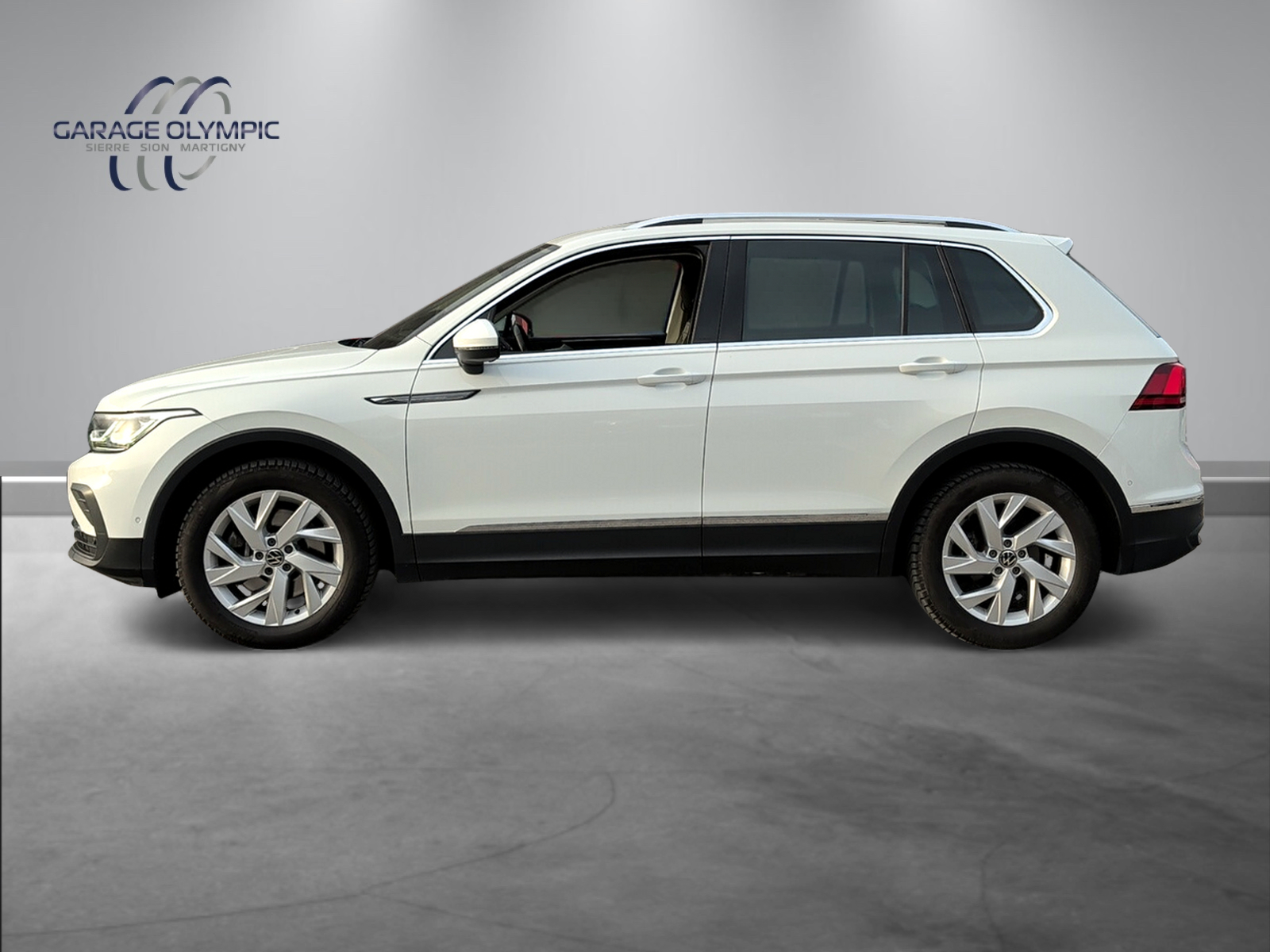VW Tiguan 2.0TSI Life 4Motion DSG-image-4