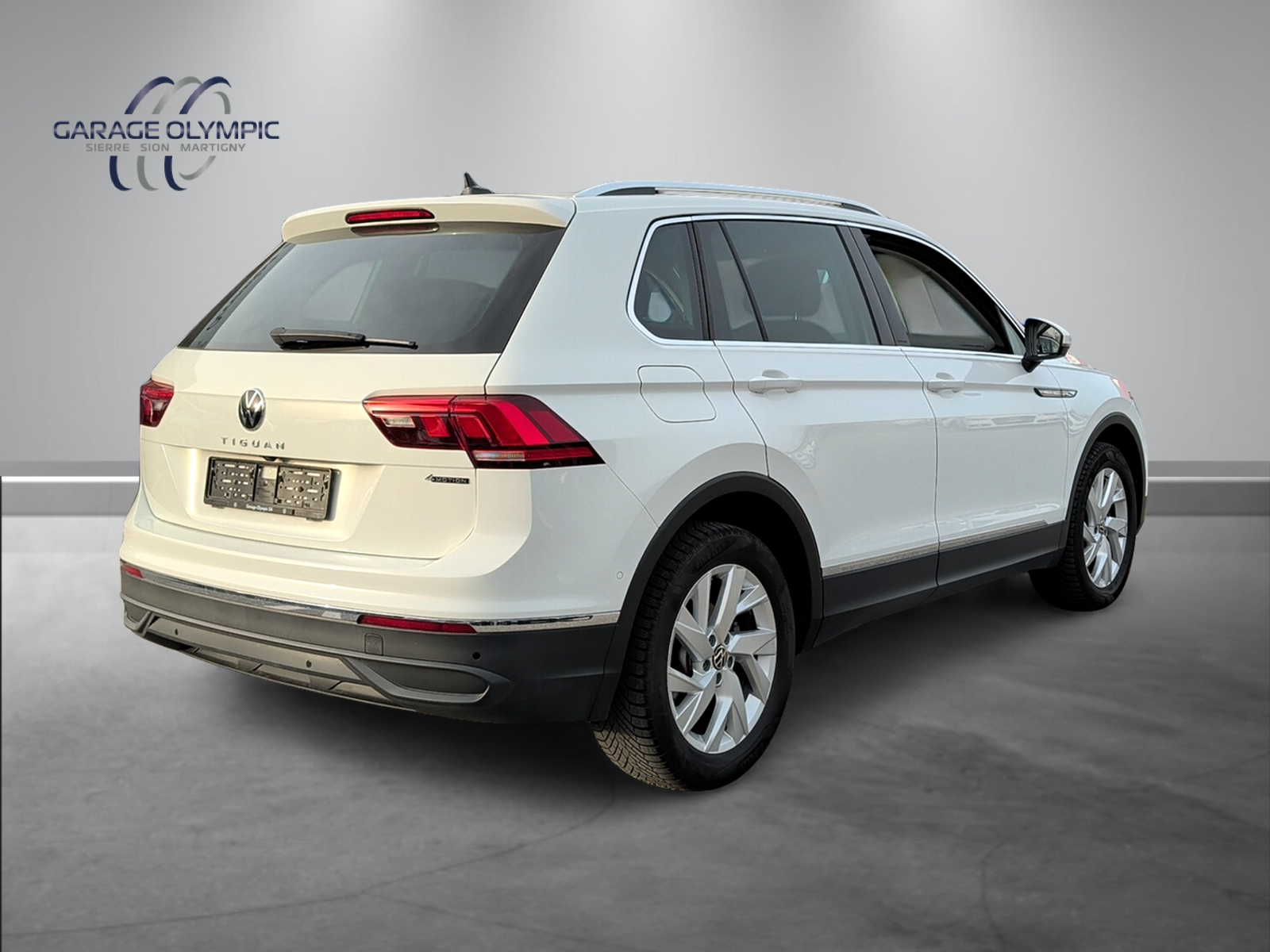 VW Tiguan 2.0TSI Life 4Motion DSG-showroom-element-2