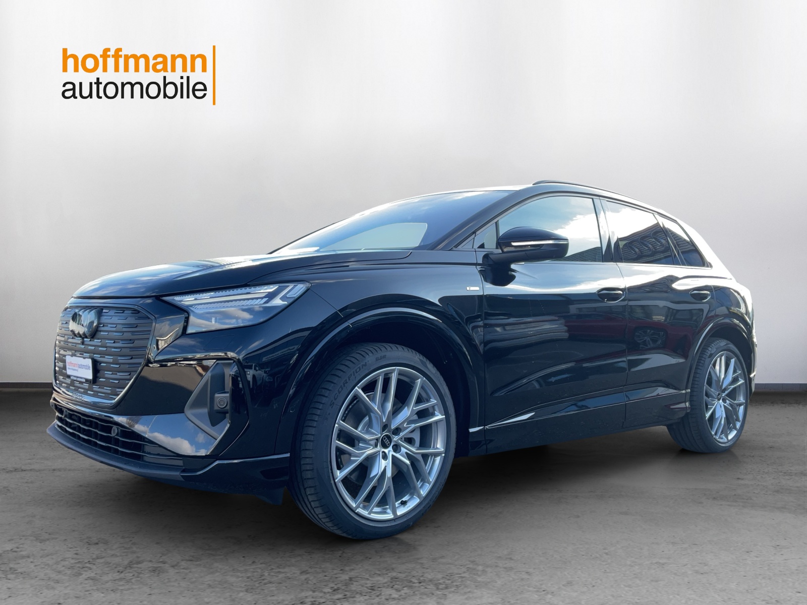 AUDI Q4 e-tron 45 Edition Swiss Ski quattro-image-0