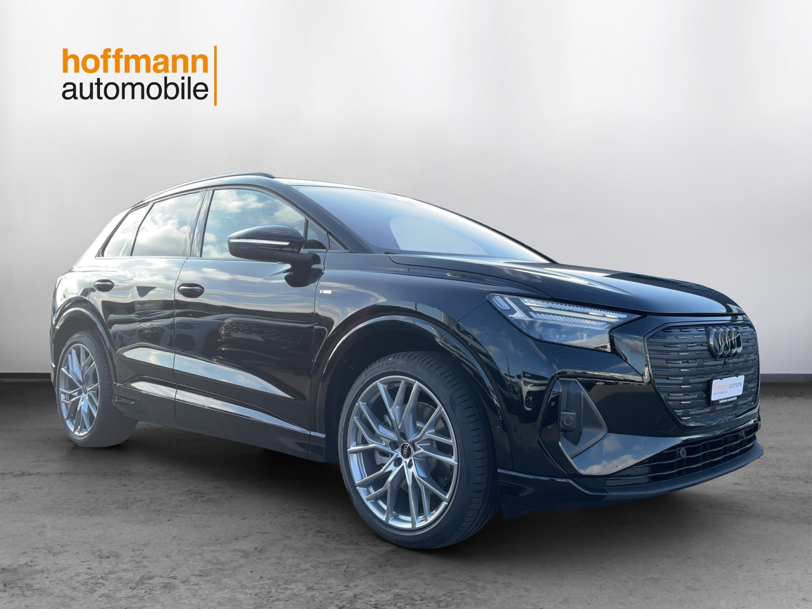 AUDI Q4 e-tron 45 Edition Swiss Ski quattro-image-2