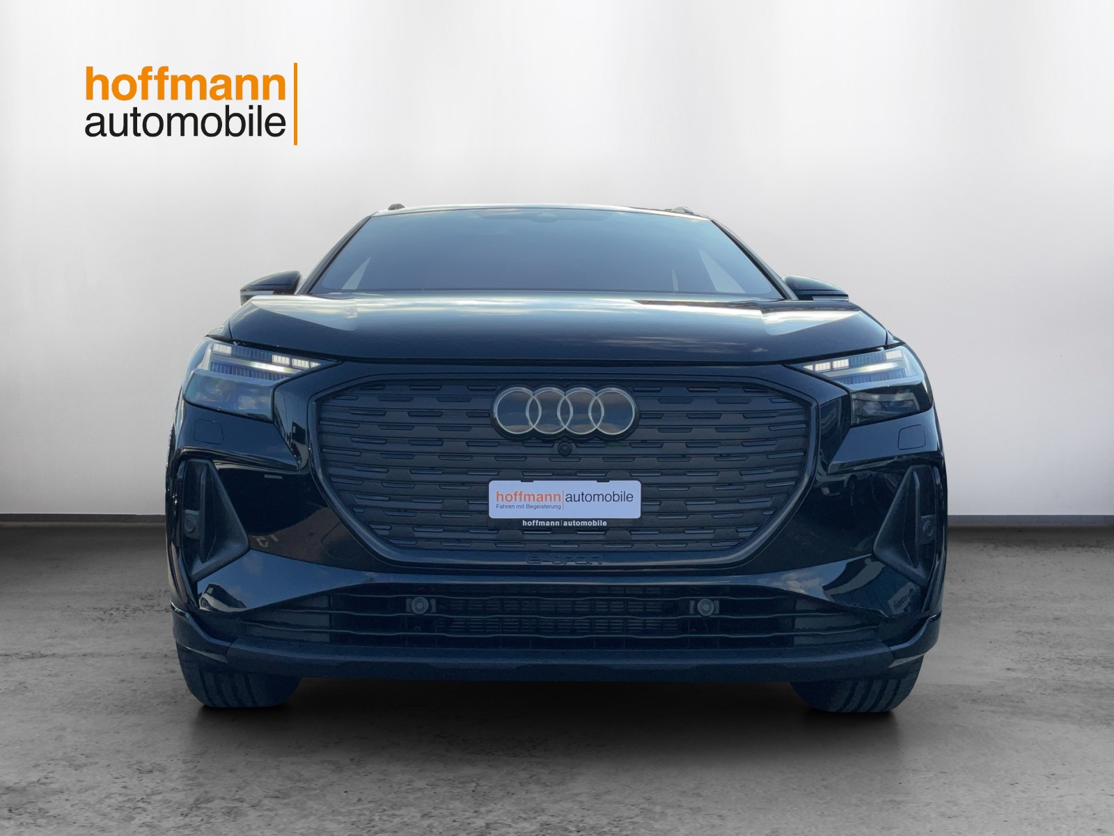 AUDI Q4 e-tron 45 Edition Swiss Ski quattro-image-1