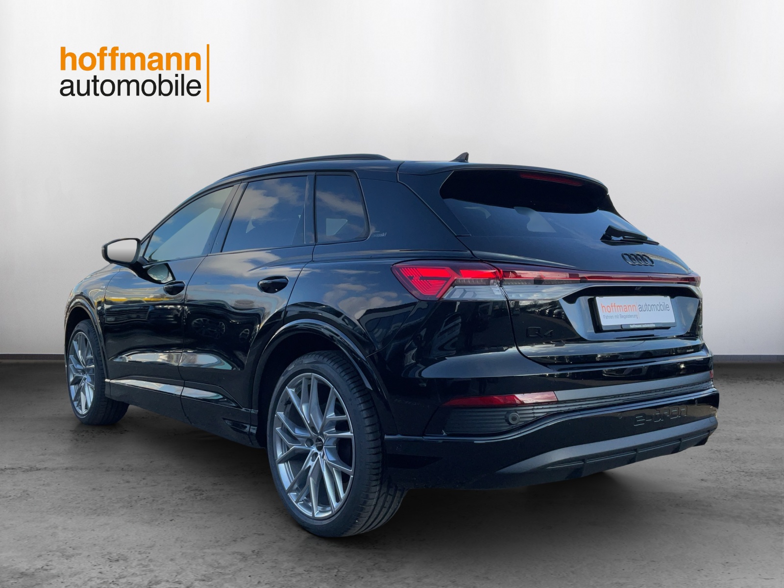 AUDI Q4 e-tron 45 Edition Swiss Ski quattro-image-5