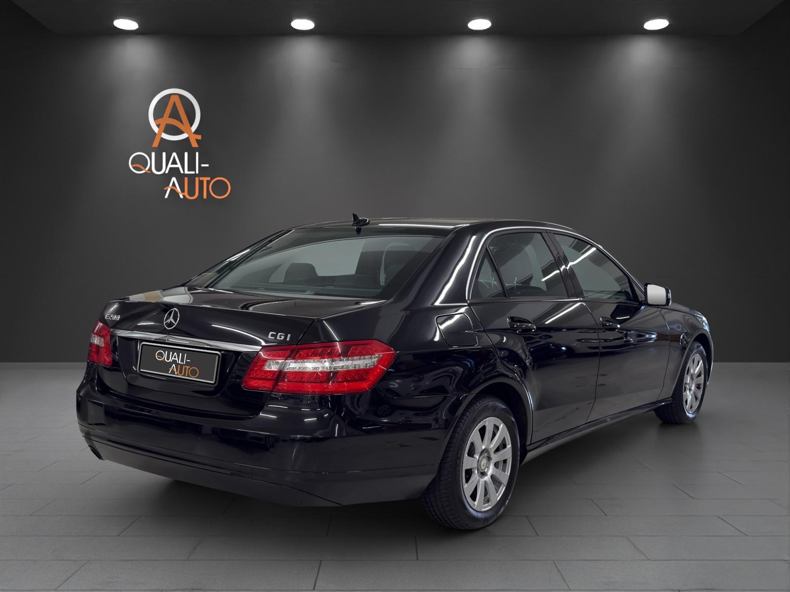 MERCEDES-BENZ E 200 CGI BlueEfficiency Avantgarde Automatic-image-5