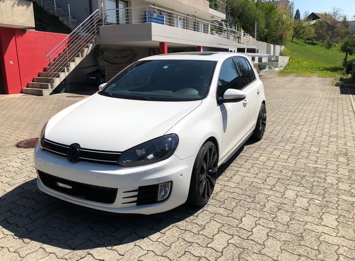 VW Golf 2.0 TSI GTI DSG-image-5