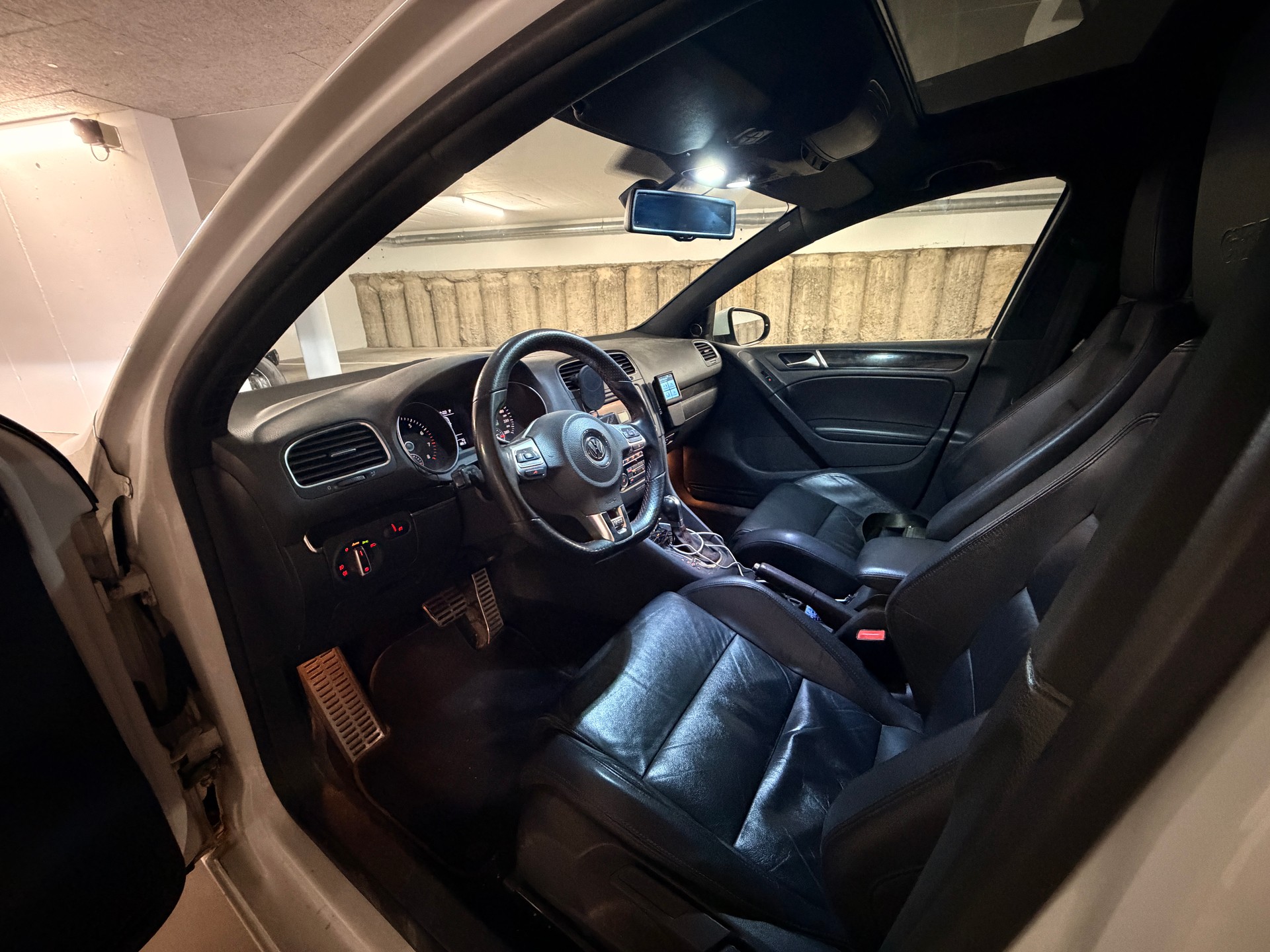 VW Golf 2.0 TSI GTI DSG-image-3