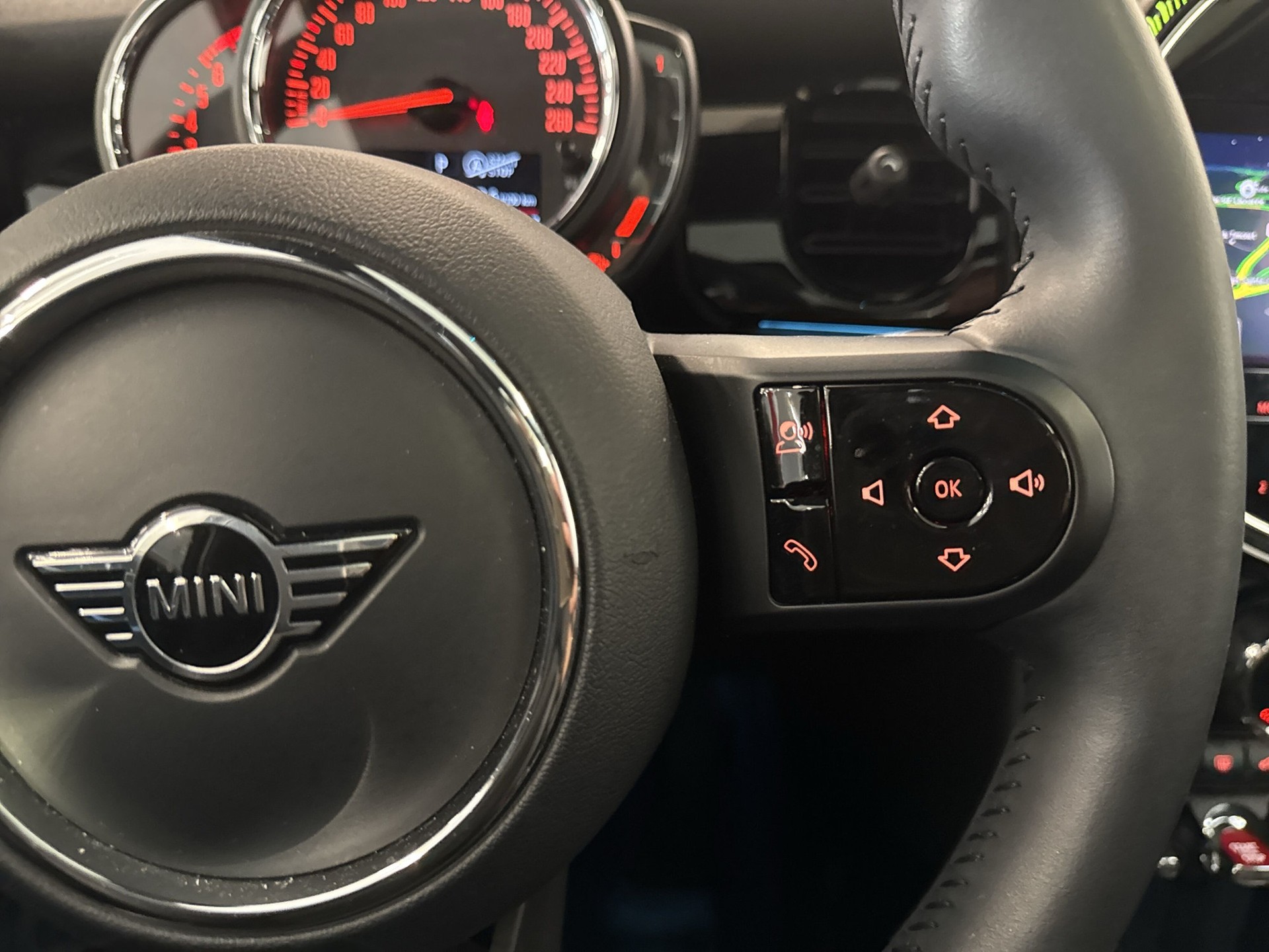 MINI Cooper S Steptronic DKG-image-15