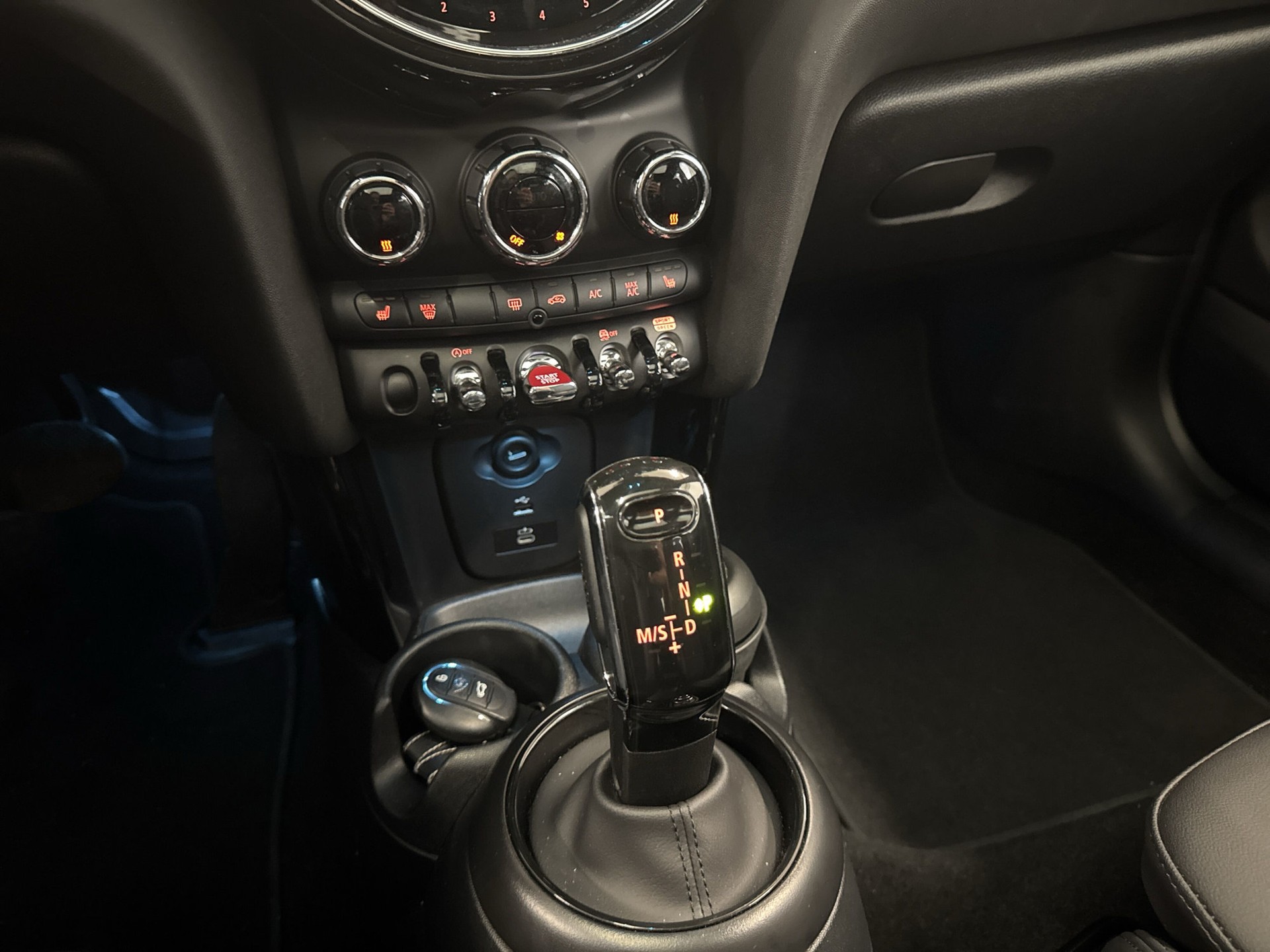 MINI Cooper S Steptronic DKG-image-12