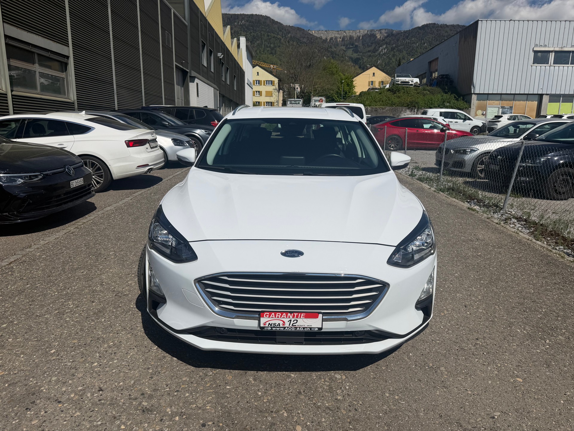 FORD Focus 1.5 TDCi Cool Connect Automatic ** Gr. Navi * Klima * LED * PDC V&H- RF-Kamera * Tempomat * Frisch Ab MFK-image-1