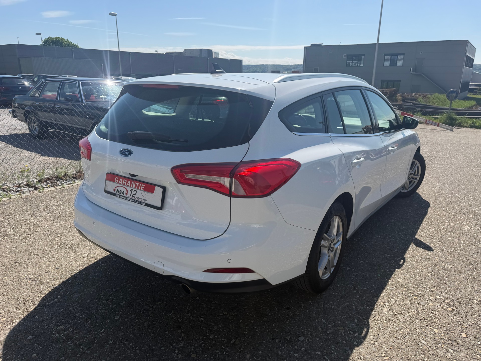 FORD Focus 1.5 TDCi Cool Connect Automatic ** Gr. Navi * Klima * LED * PDC V&H- RF-Kamera * Tempomat * Frisch Ab MFK-image-4