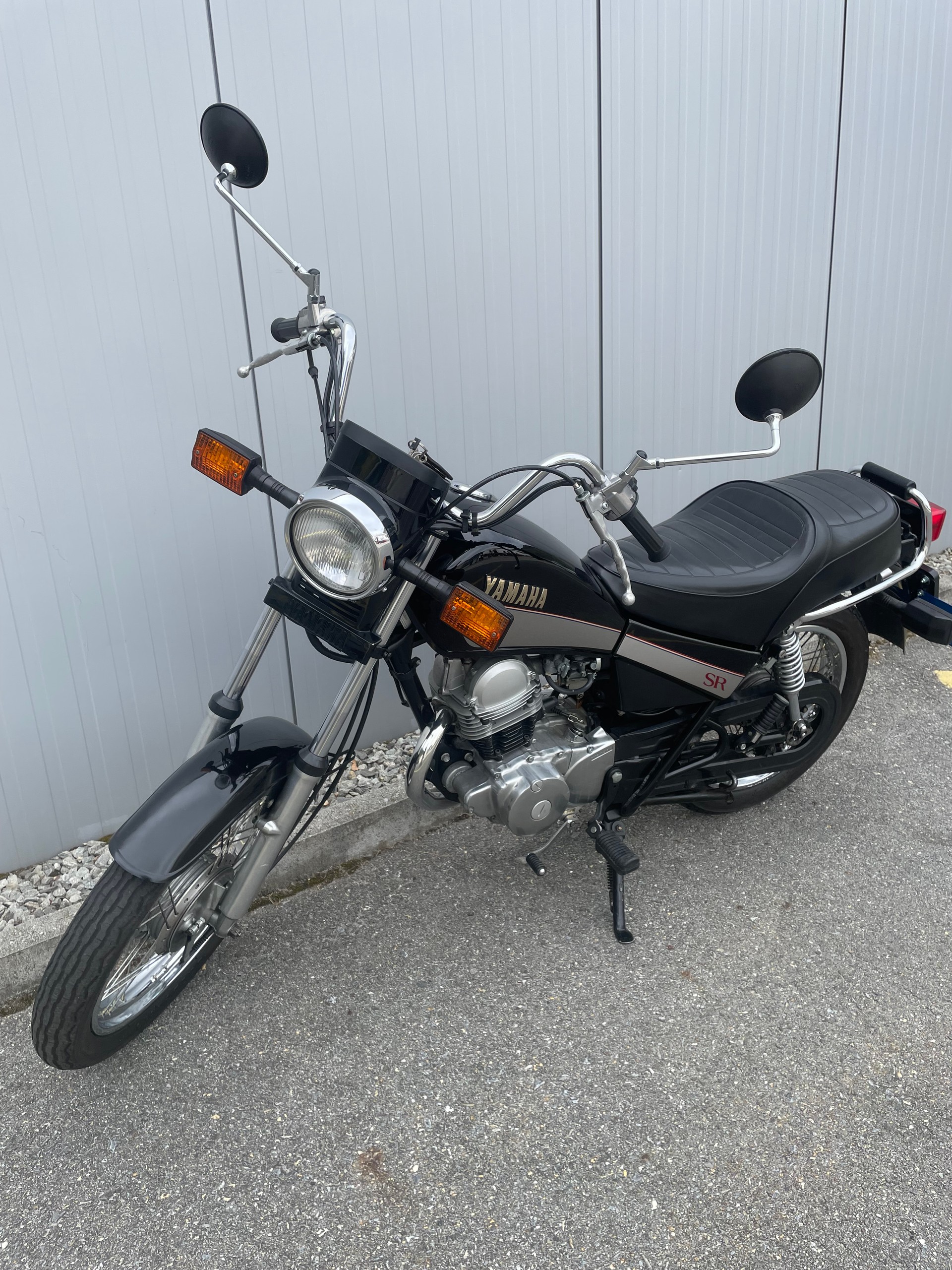 YAMAHA SR 125 SE-image-4