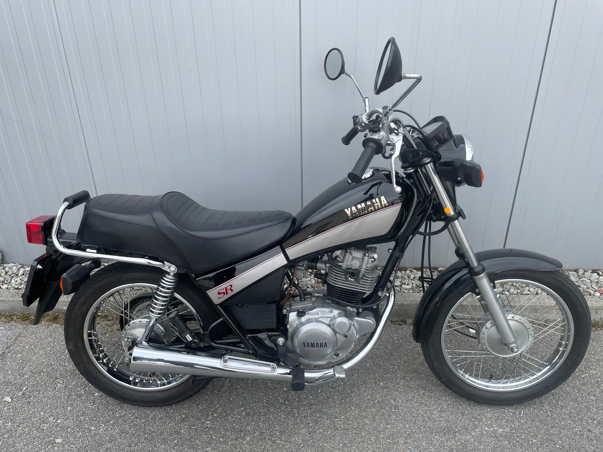 YAMAHA SR 125 SE