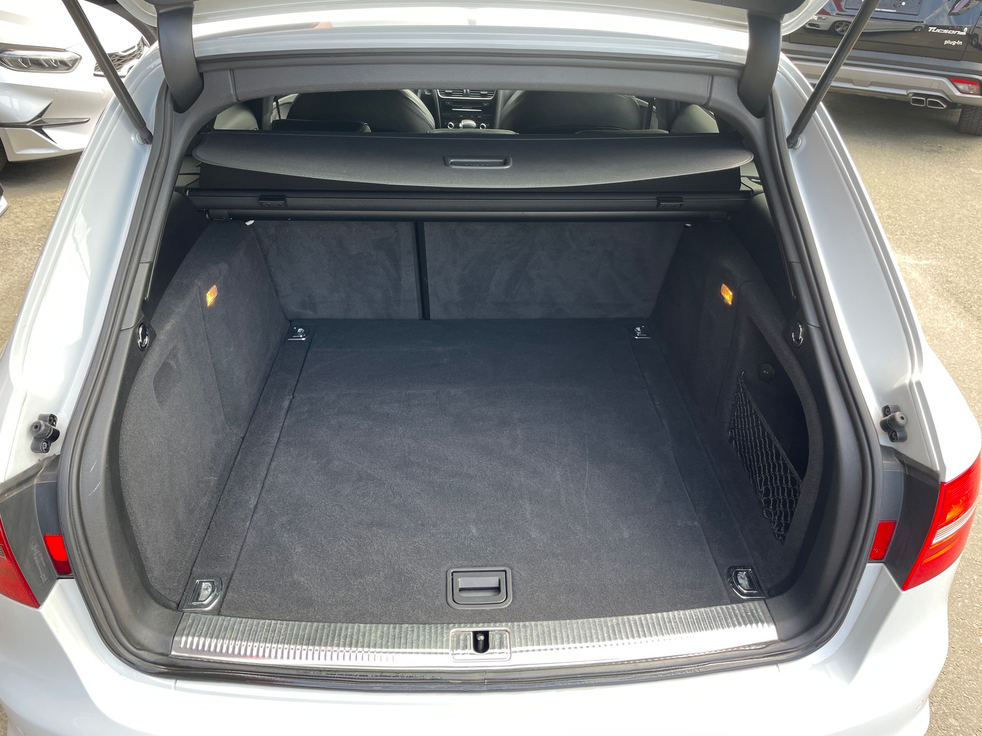 AUDI A4 Avant 2.0 TFSI multitronic S-Line quattro-image-4