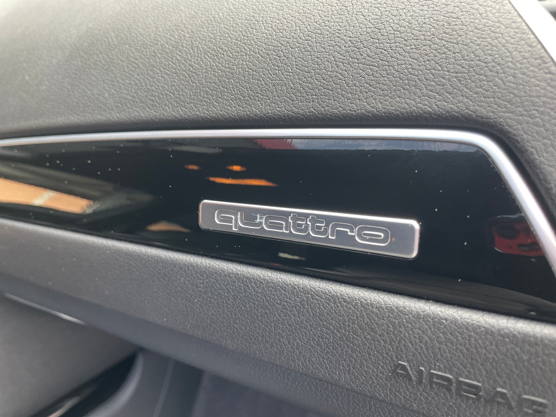 AUDI A4 Avant 2.0 TFSI multitronic S-Line quattro-image-11