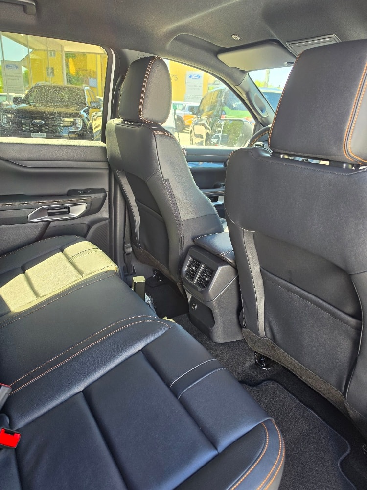 FORD Ranger Wildtrak 2.0 Eco Blue e-4WD Automat-image-12