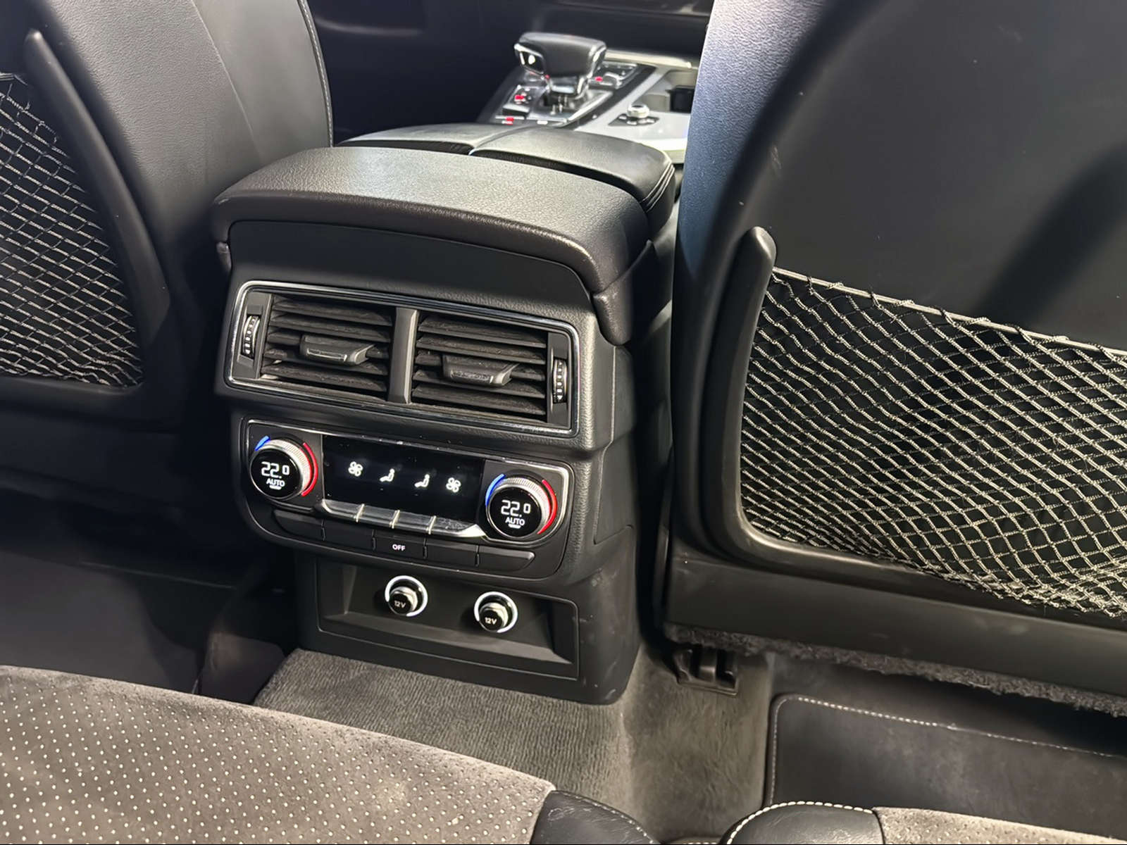 AUDI Q7 45 TDI quattro tiptronic-image-16