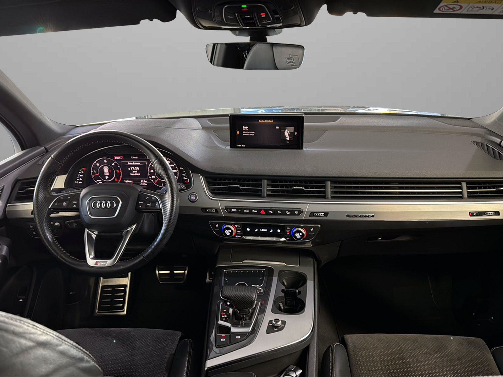 AUDI Q7 45 TDI quattro tiptronic-image-12