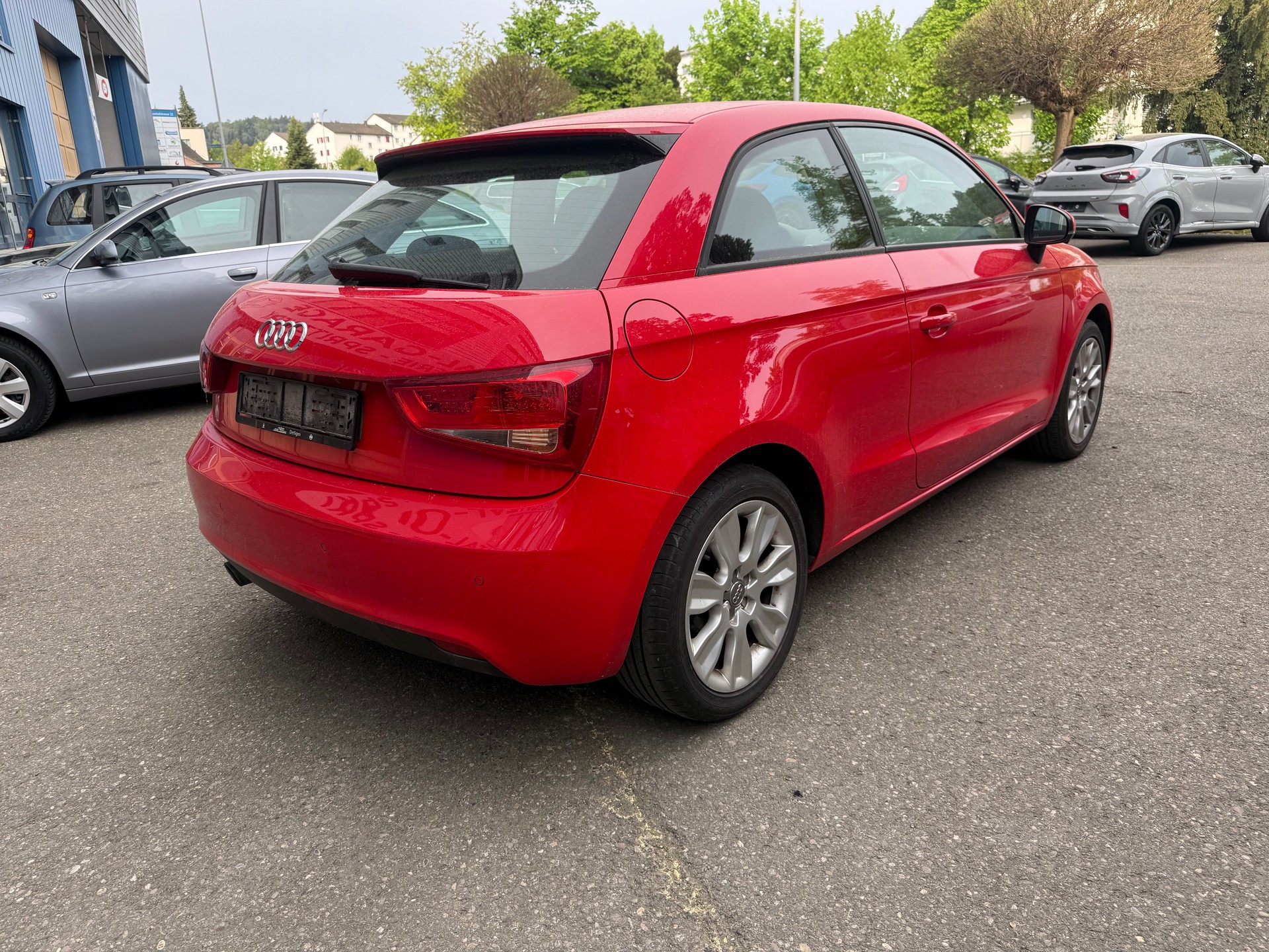AUDI A1 1.6 TDI Attraction DSG-image-4