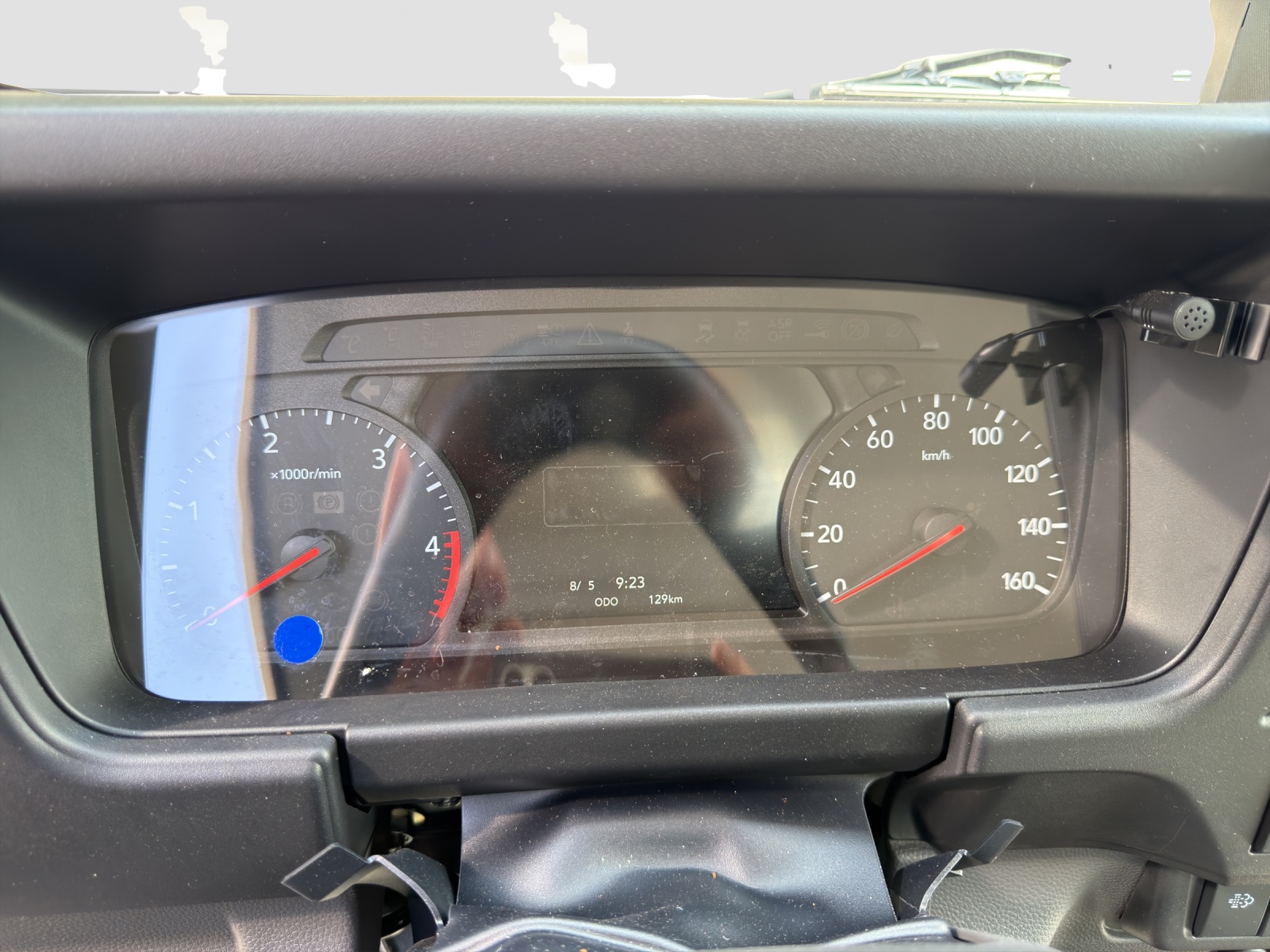 ISUZU M 27 F-image-6