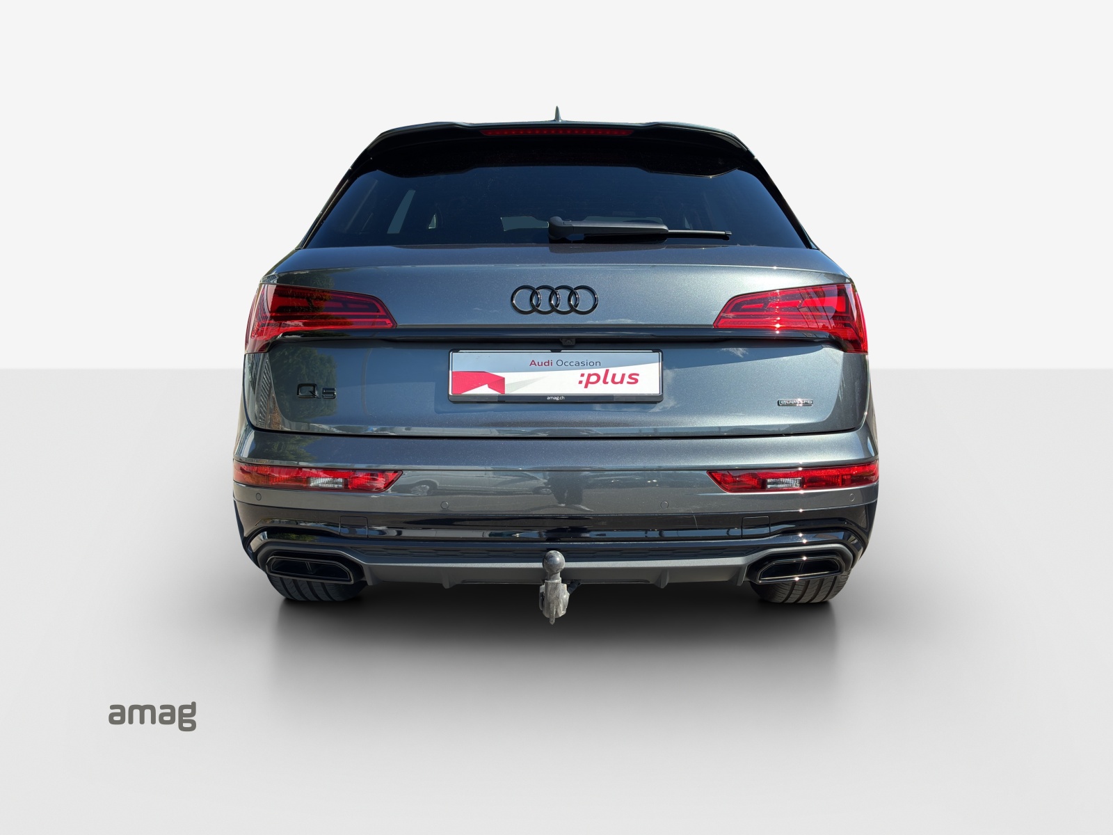 AUDI Q5 40 TDI Black Edition quattro S-tronic-image-3