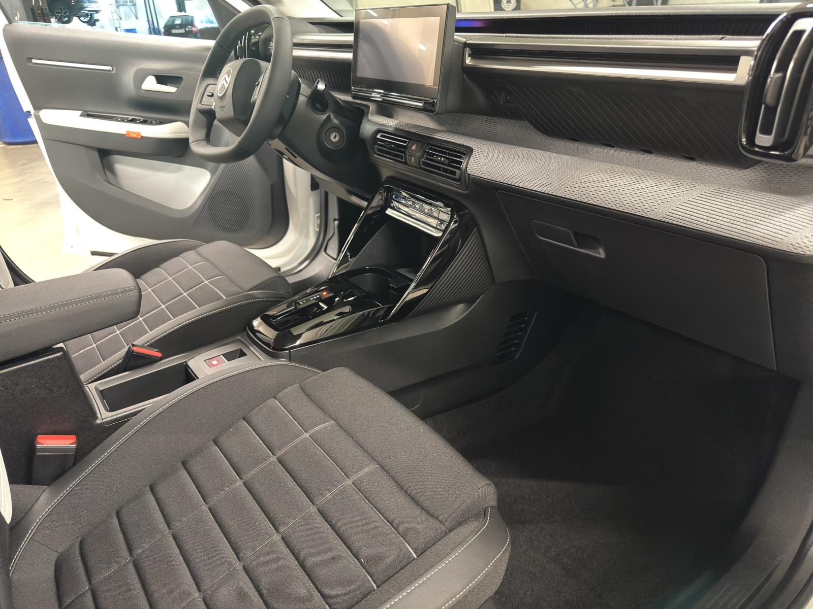 CITROEN C3 1.2 Hybrid Edition Tricolore Automat-image-19