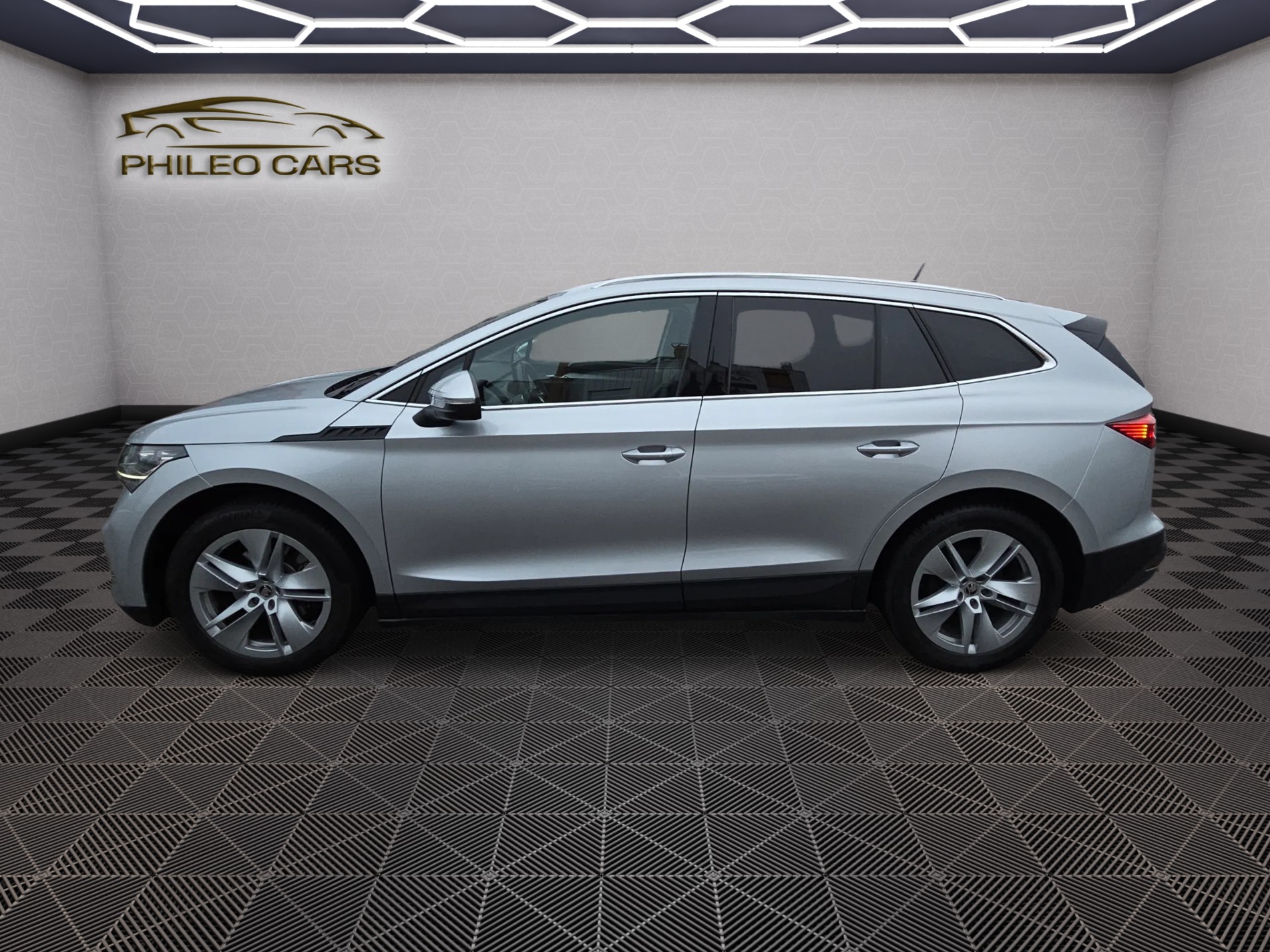 SKODA Enyaq iV 80-image-4