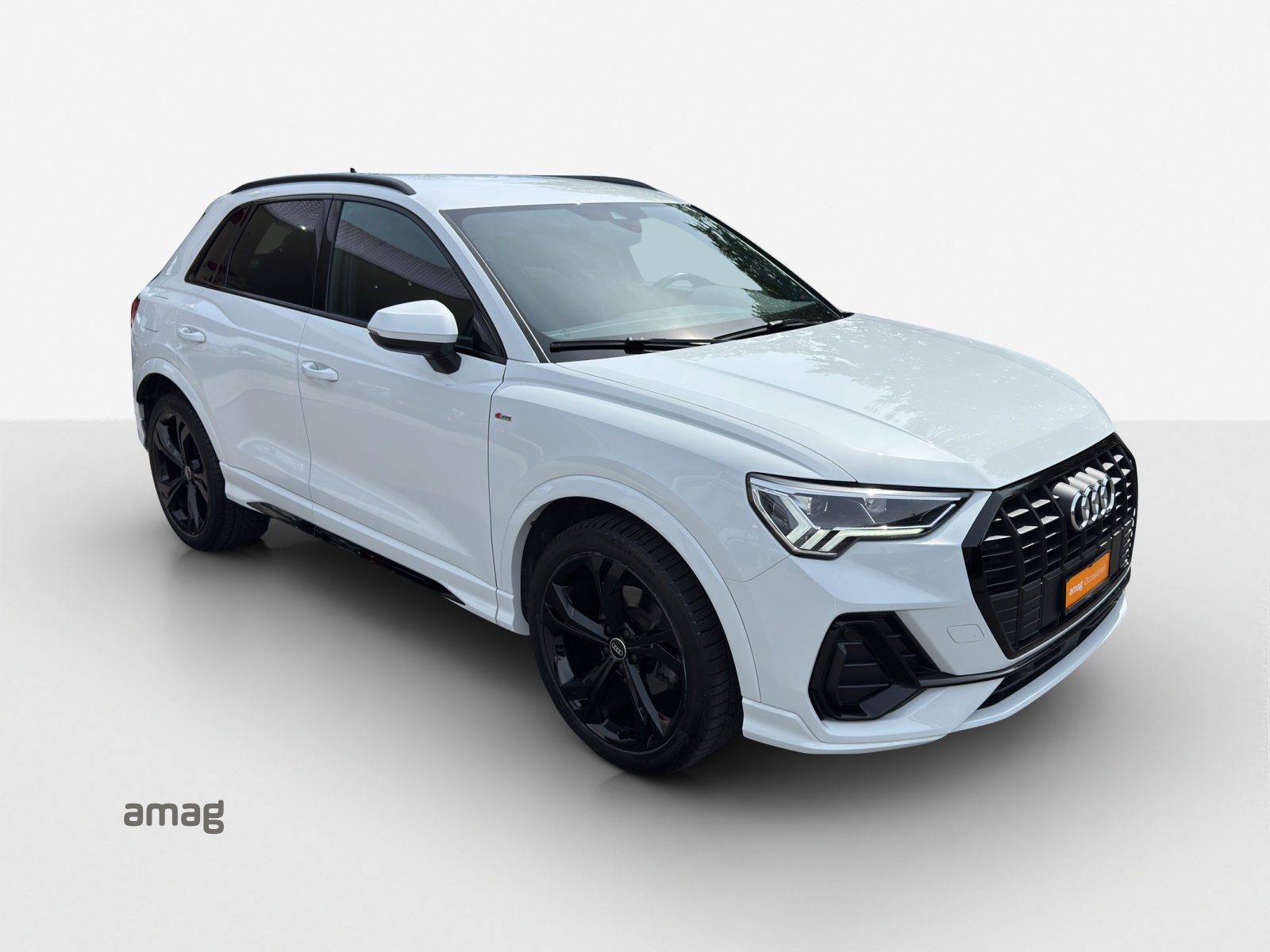 AUDI Q3 35 TFSI S line Attraction S-tronic-image-5