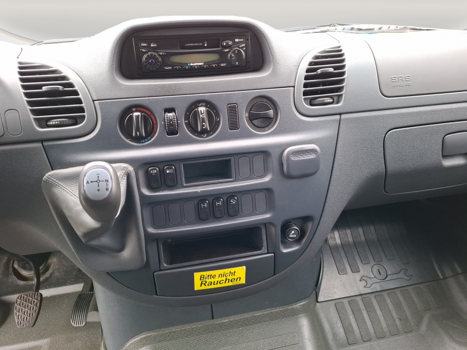 MERCEDES-BENZ Sprinter 413 CDI Duo 4X4 // Hebebühne // Gesamtgewicht 3500 KG // Sehr gepflegt-image-12