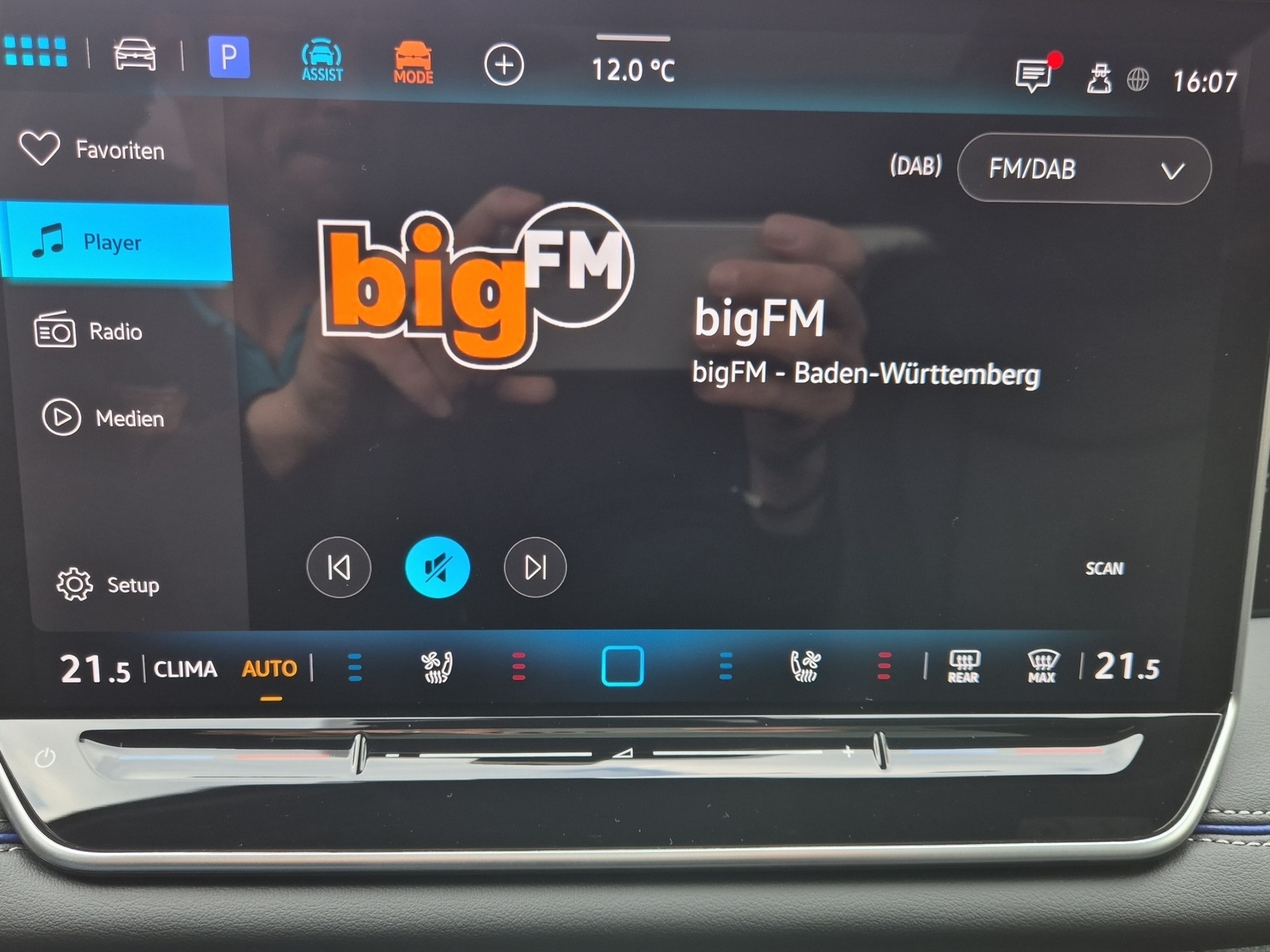 VW Tiguan 2.0 TSI DSG R-Line 4Motion-image-19