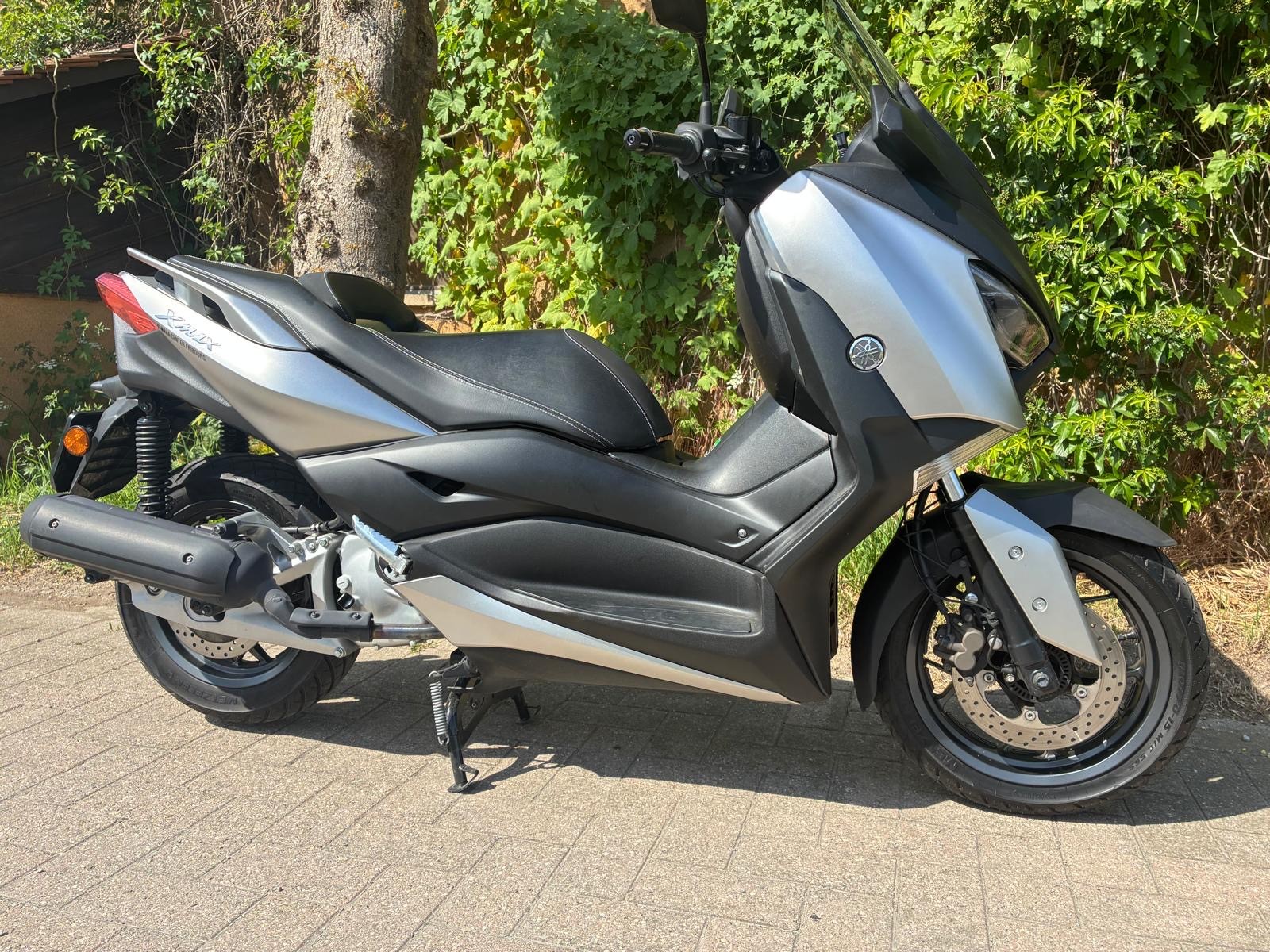 YAMAHA X-MaxYP 125 R ABS
