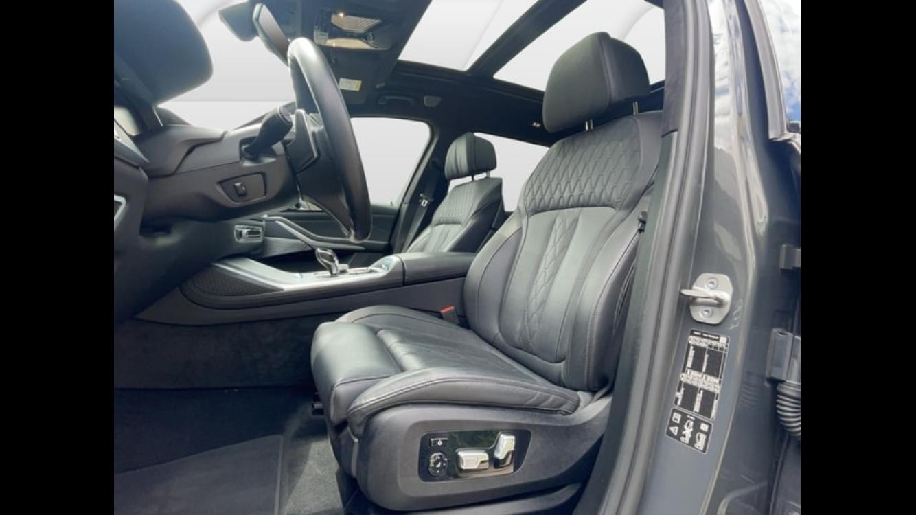 BMW BMW X7 40d xDrive-image-2