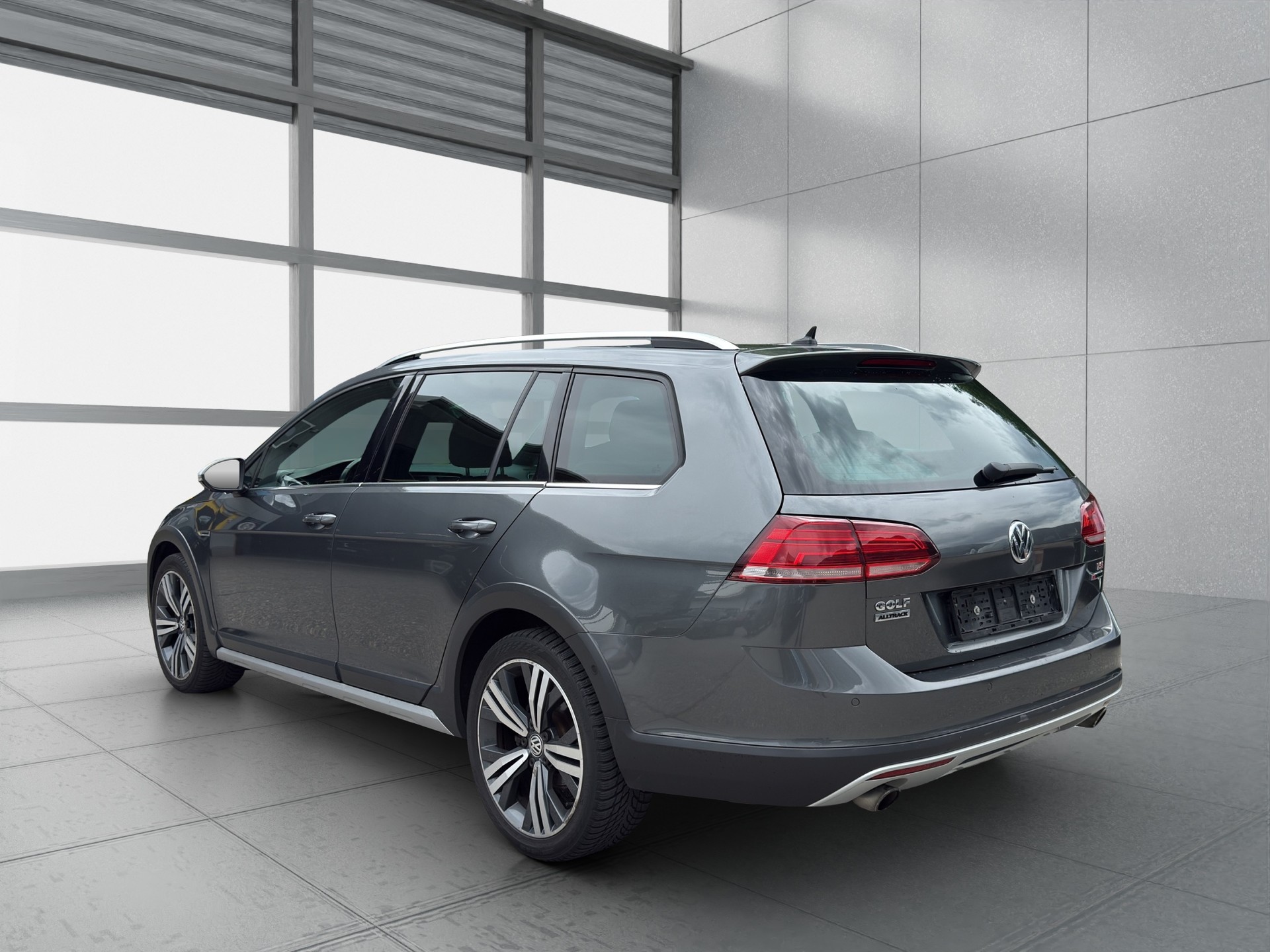 VW Golf 1.8 TSI Alltrack 4Motion DSG-image-5