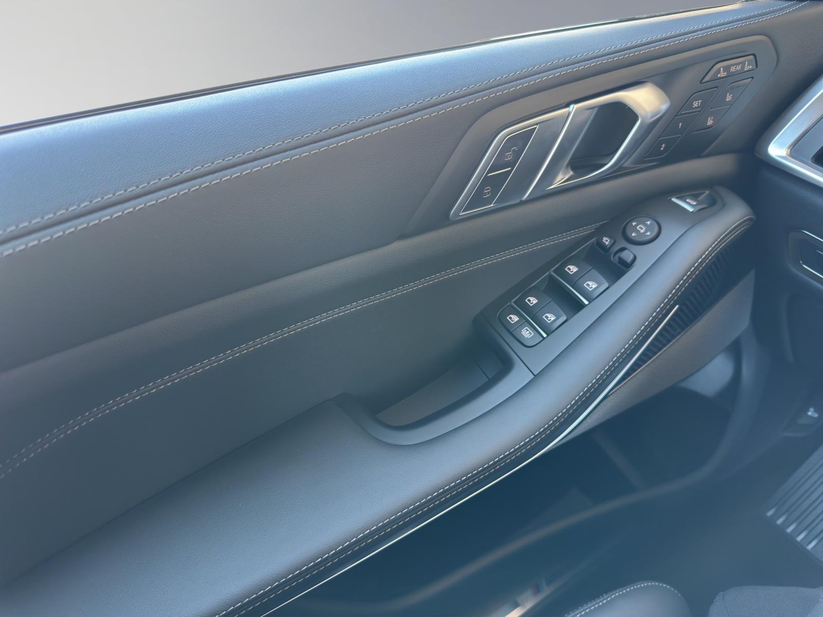 BMW X7 40d xDrive SAG-image-9
