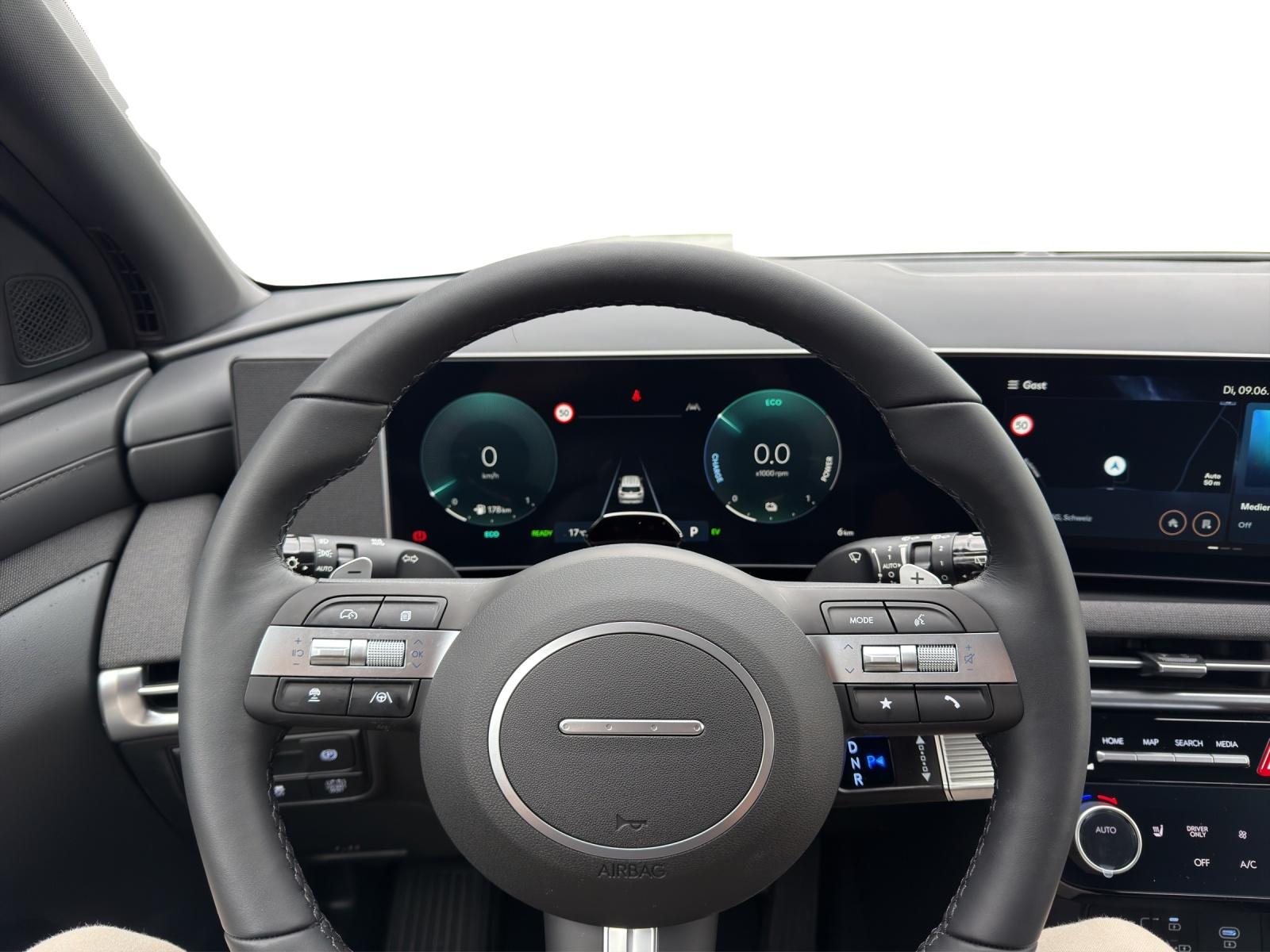 HYUNDAI Tucson 1.6 T-GDi HEV Black Line 4WD-image-6