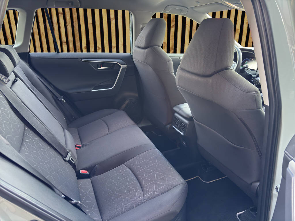 TOYOTA RAV-4 2.5 HEV Trend-image-5