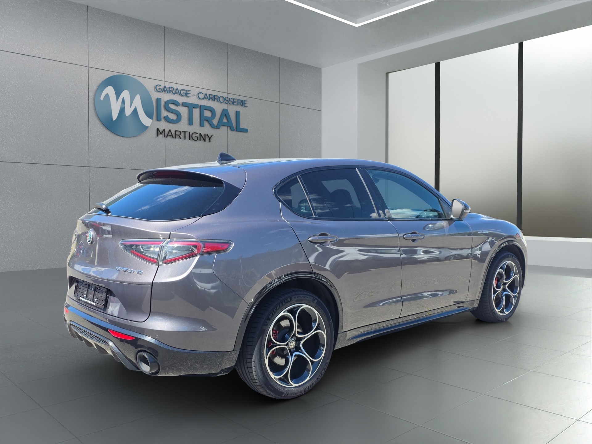 ALFA ROMEO Stelvio 2.0 Q4 280 Veloce-image-4