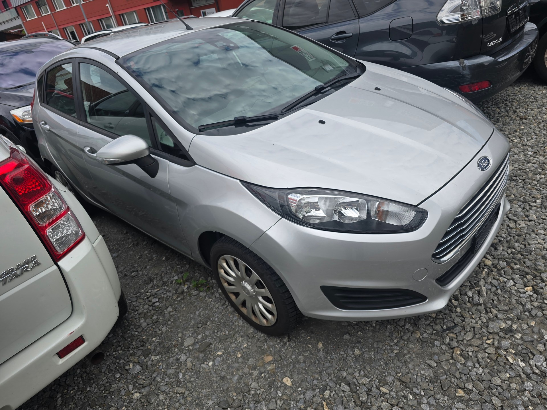 FORD Fiesta 1.0 SCTi Titanium-image-2