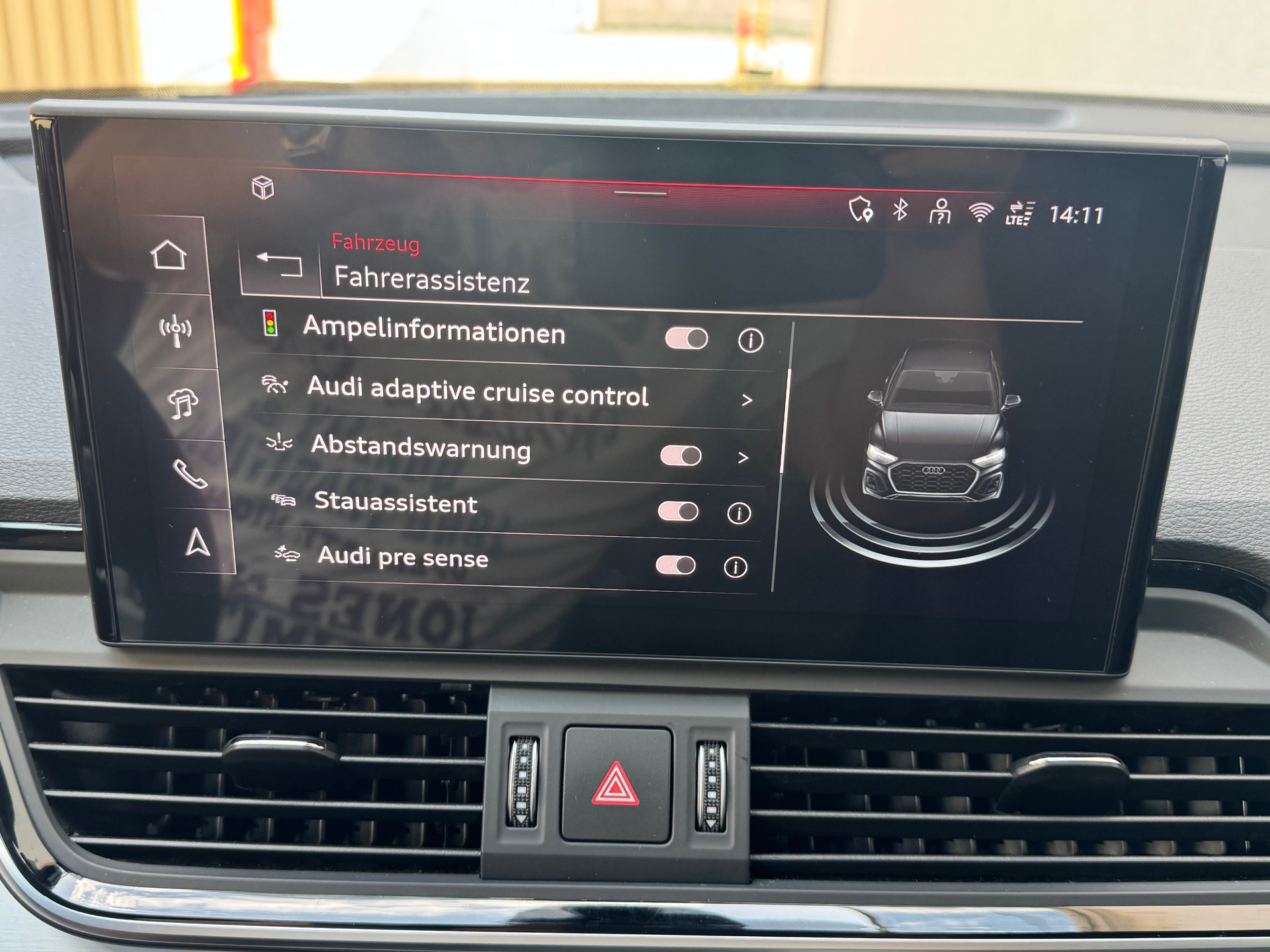 AUDI Q5 55 TFSI e PHEV S line quattro S-tronic*AHK*Panoramadach*Standklima/Heizung*-image-12