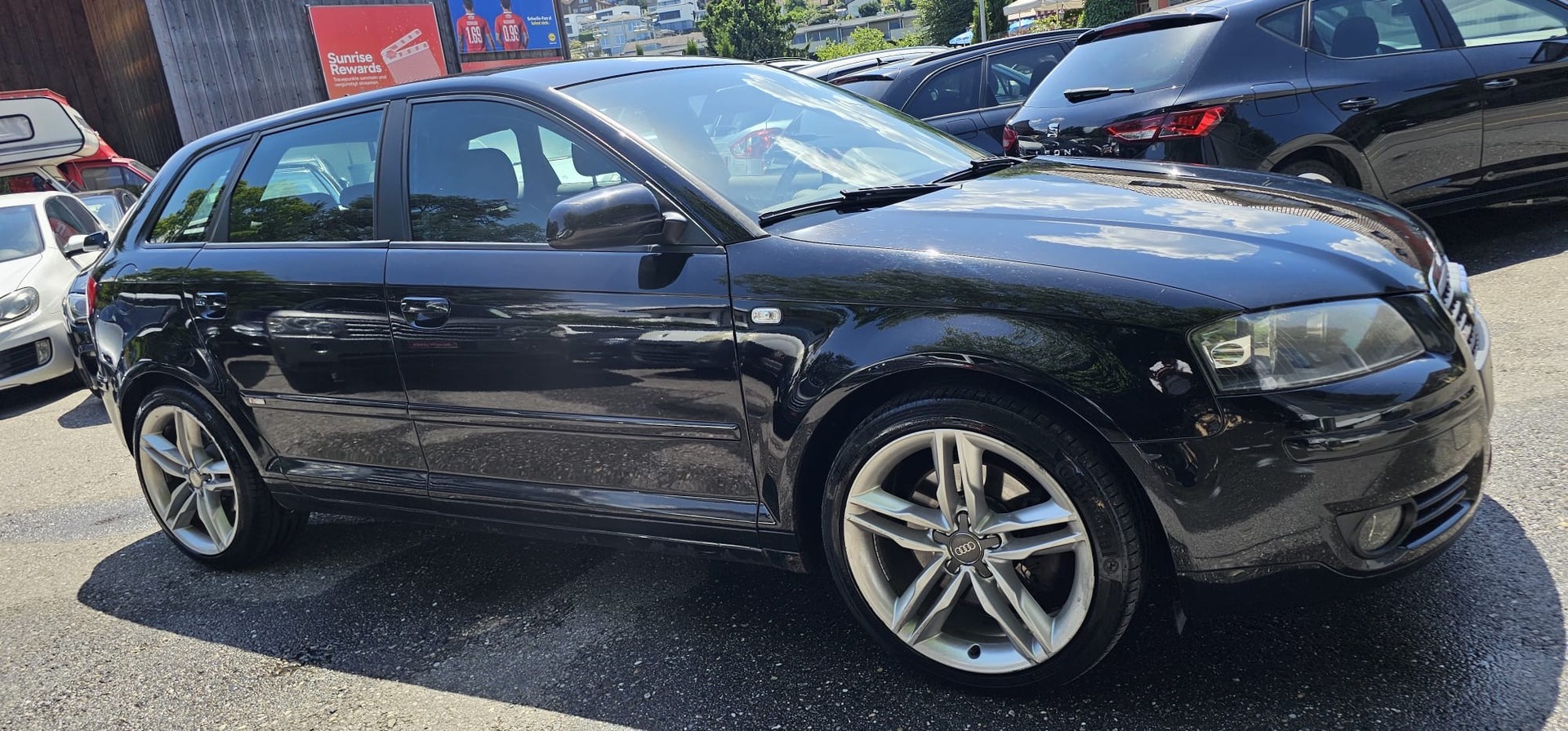 AUDI A3 Sportback 2.0 Turbo FSI Ambiente quattro-image-2