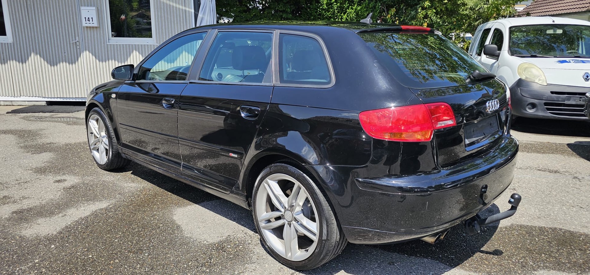 AUDI A3 Sportback 2.0 Turbo FSI Ambiente quattro-image-6