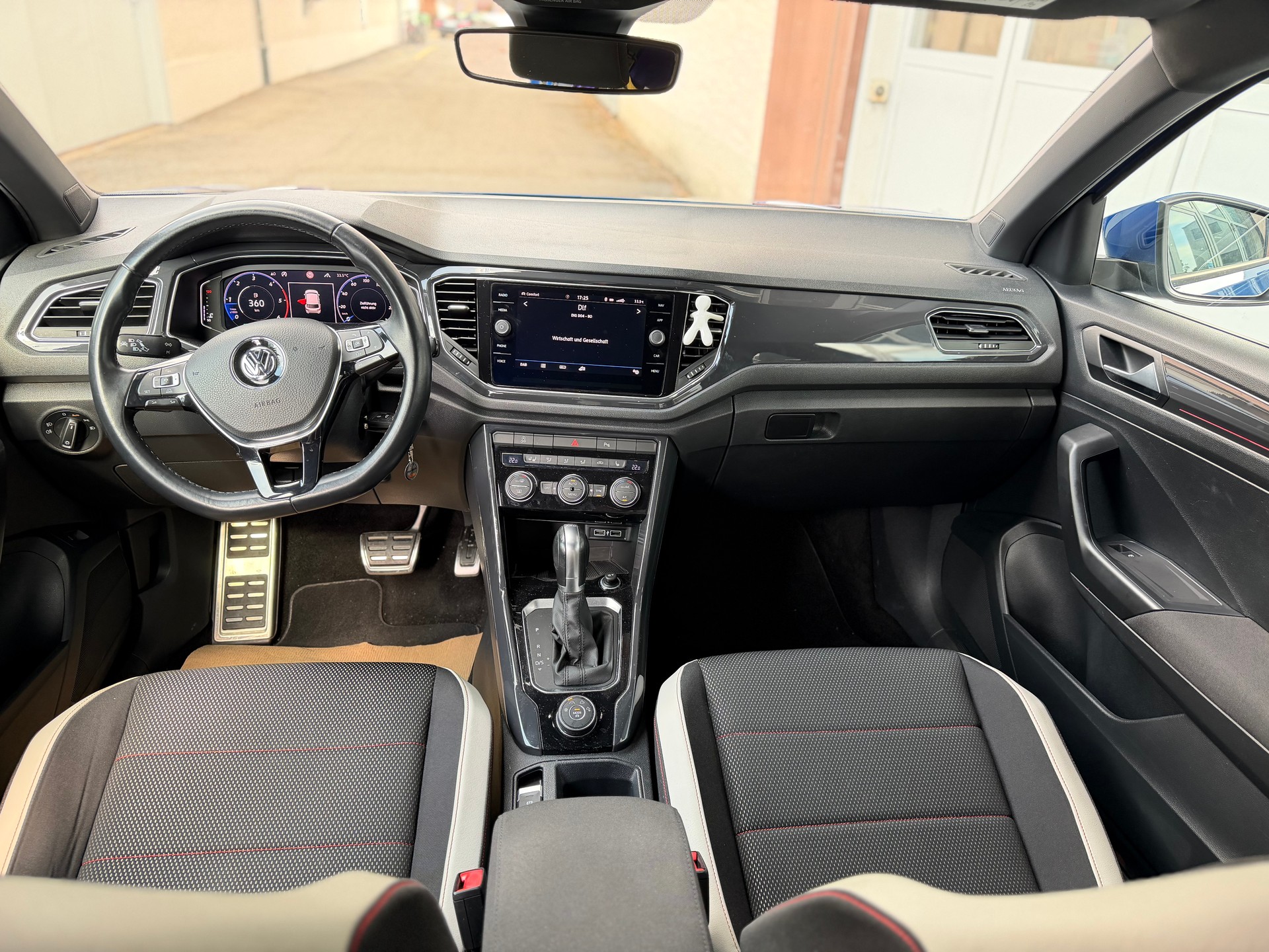 VW 2.0 TDI SCR Sport DSG 4motion-image-10