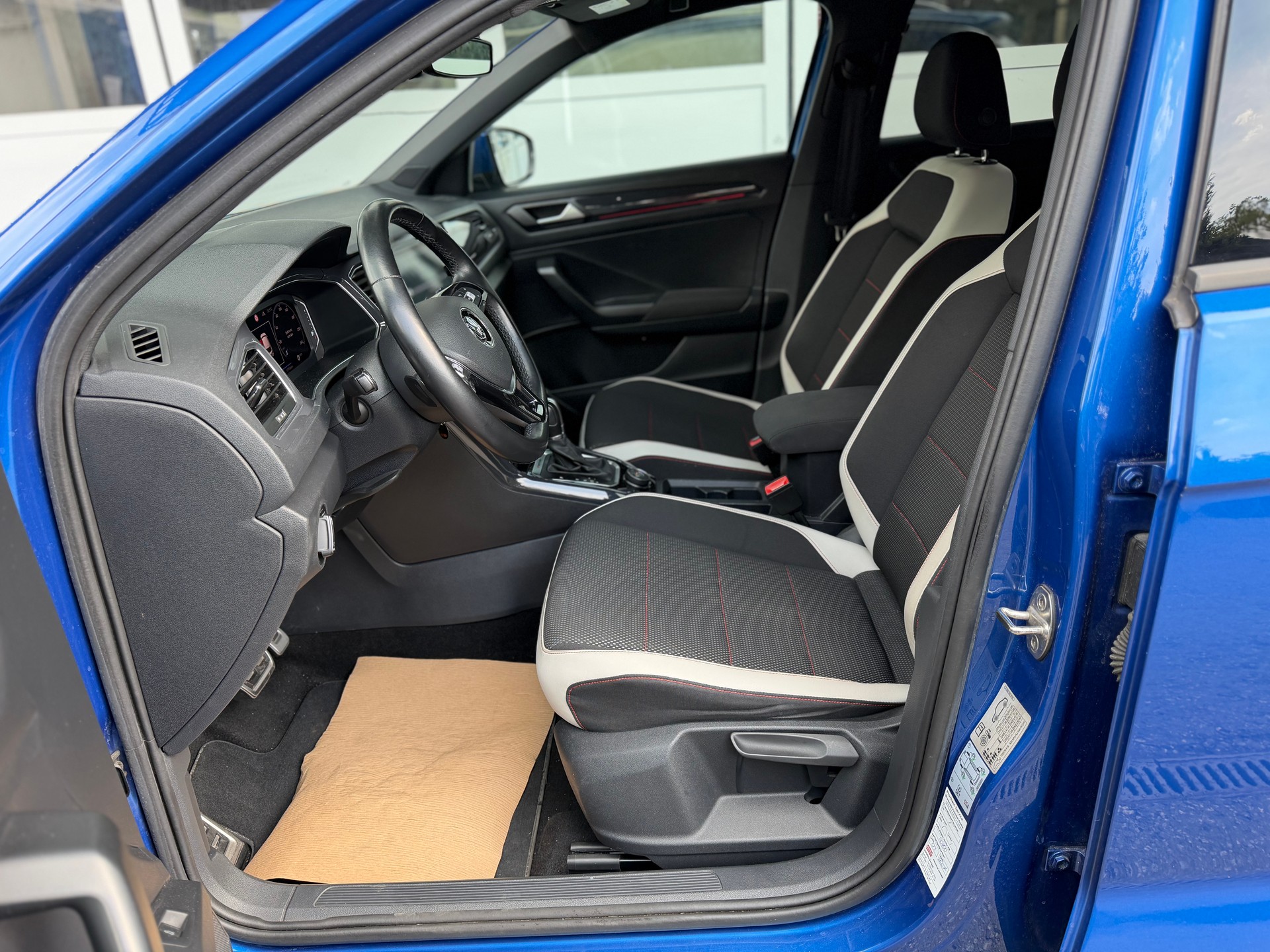 VW 2.0 TDI SCR Sport DSG 4motion-image-9