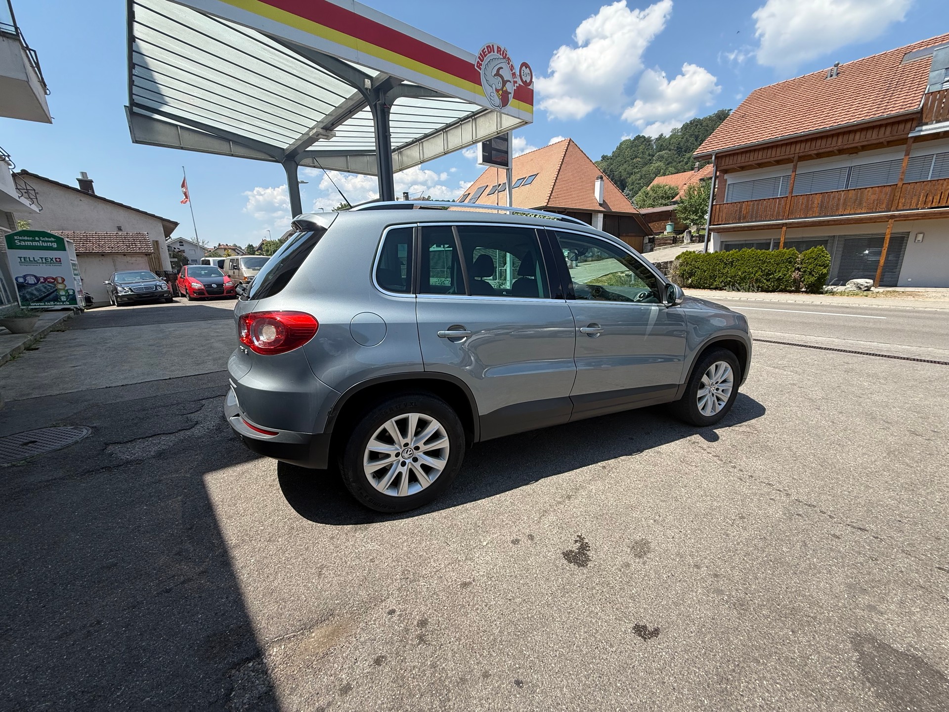 VW Tiguan 2.0 TSI Sport&Style Tiptronic-image-2
