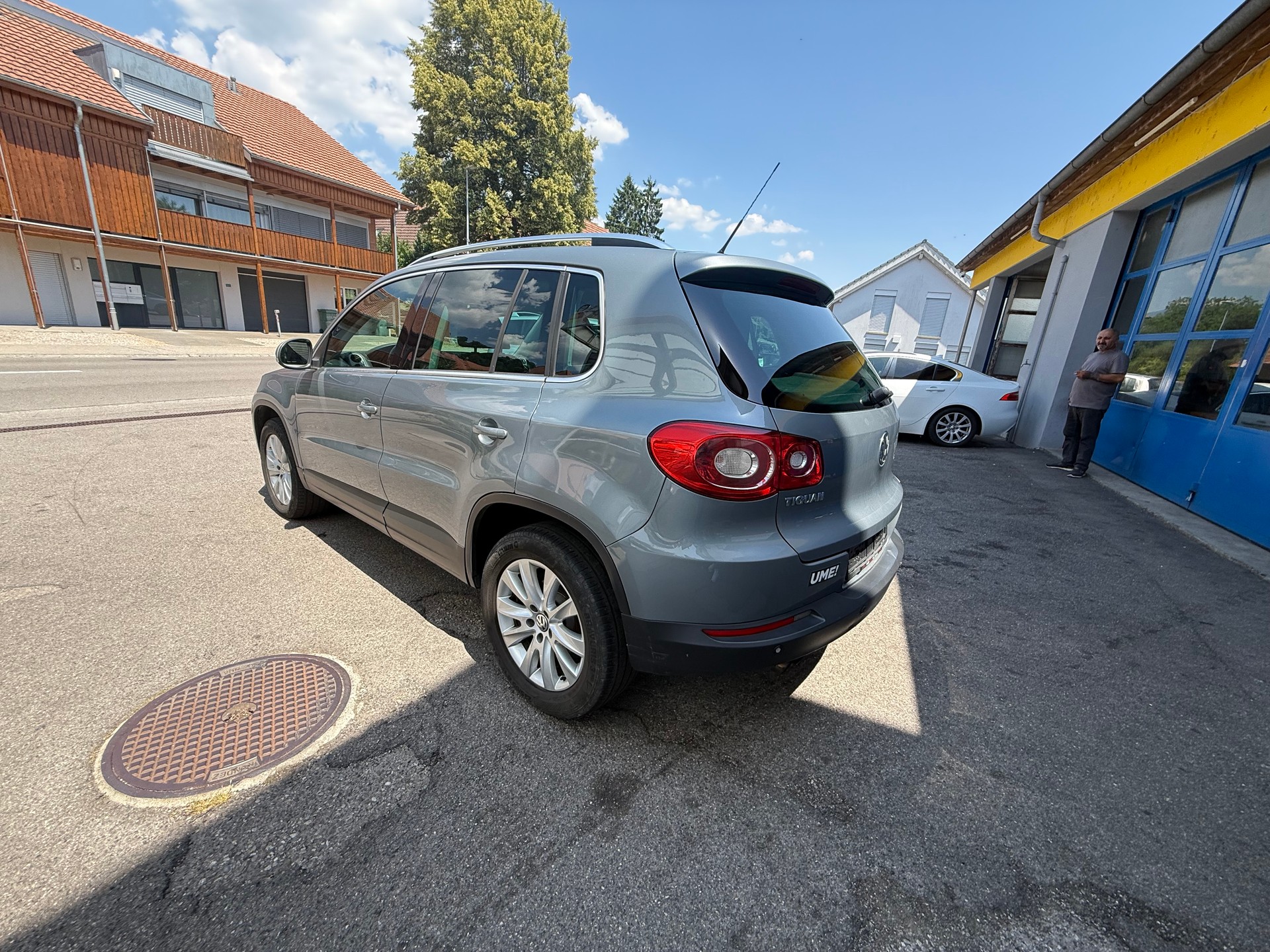 VW Tiguan 2.0 TSI Sport&Style Tiptronic-image-4